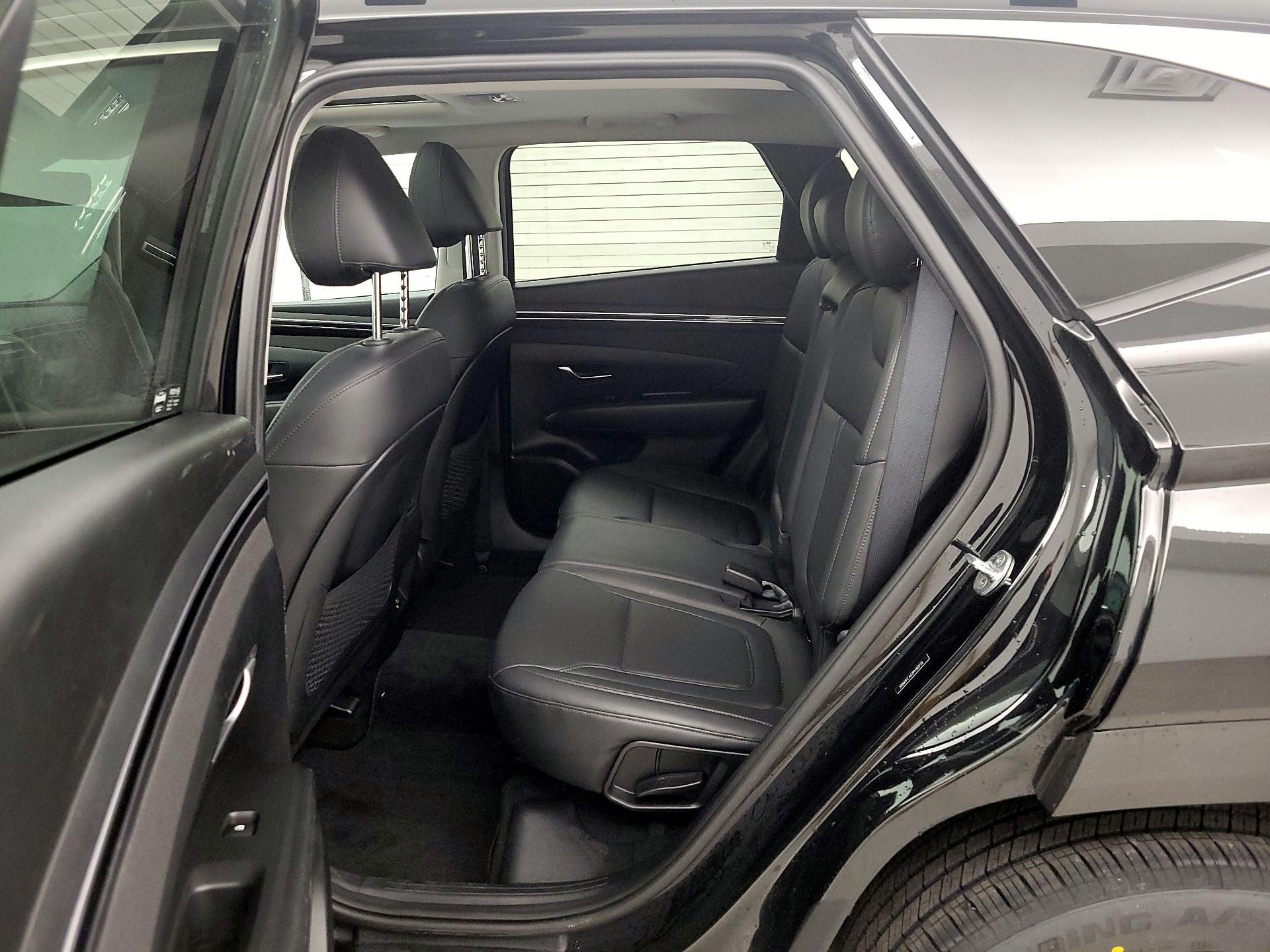 Thumbnail: 2023 Hyundai Tucson - 20