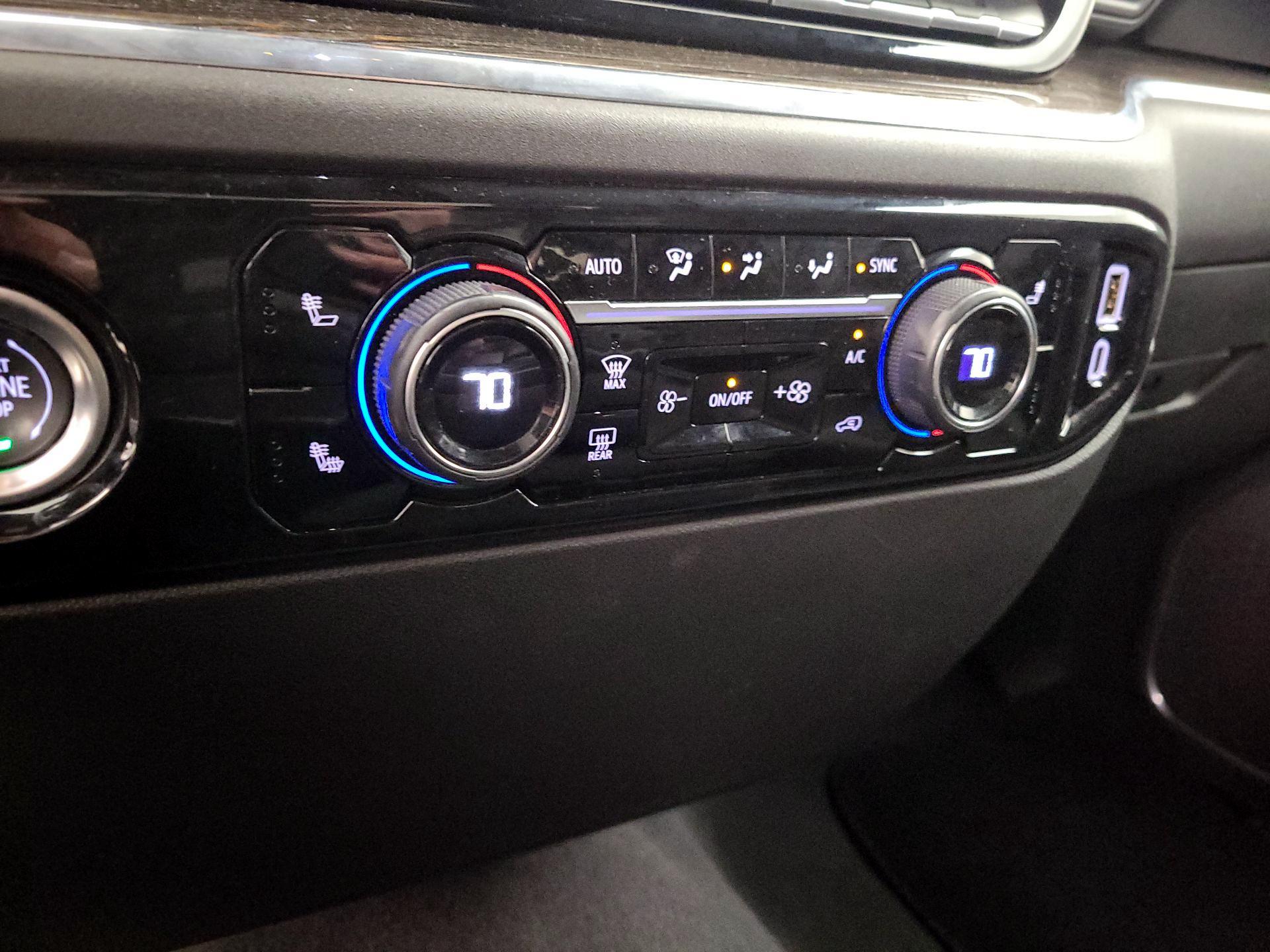 Thumbnail: 2024 Chevrolet Silverado 1500 - 17