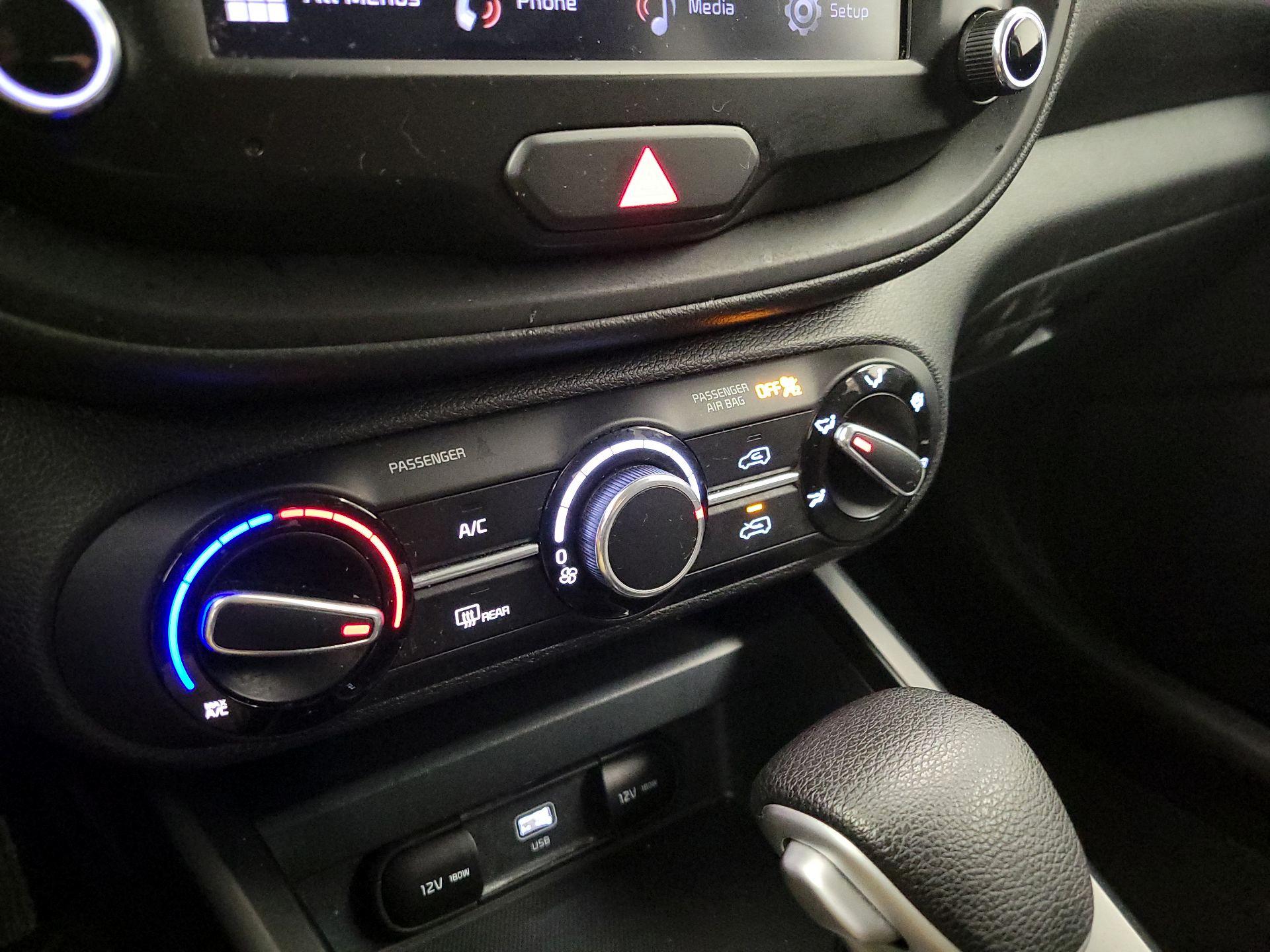 Thumbnail: 2023 Kia Soul - 16