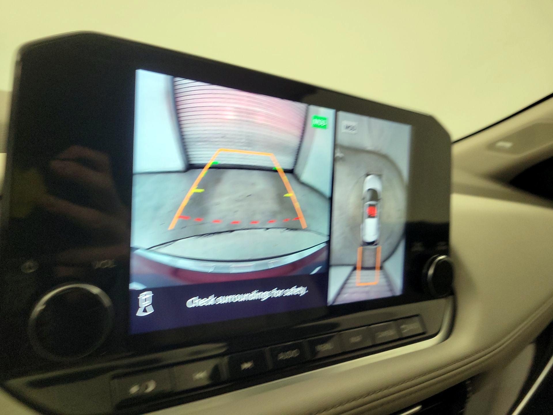 Thumbnail: 2022 Nissan Rogue - 14