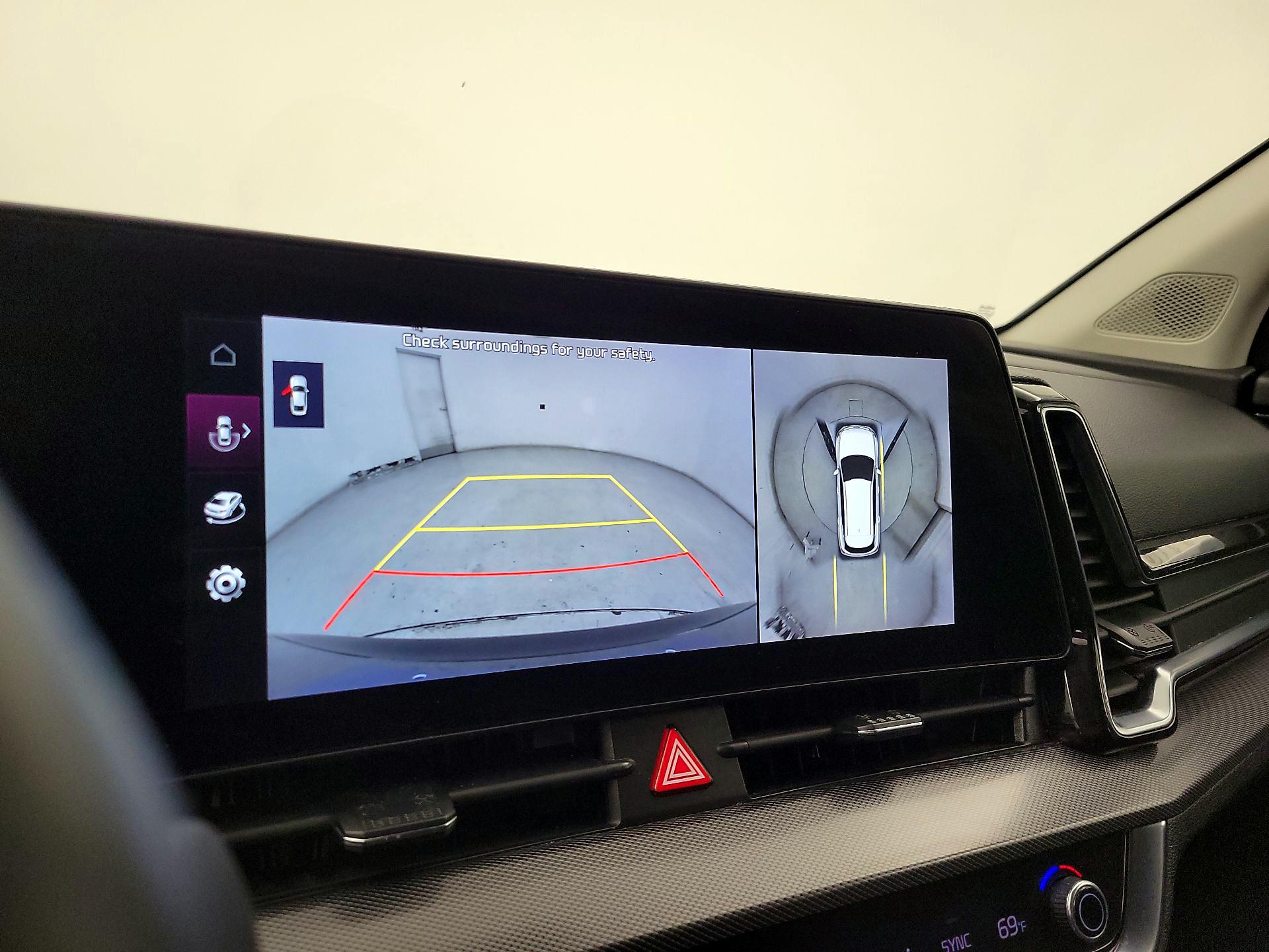 Thumbnail: 2023 Kia Sportage - 15