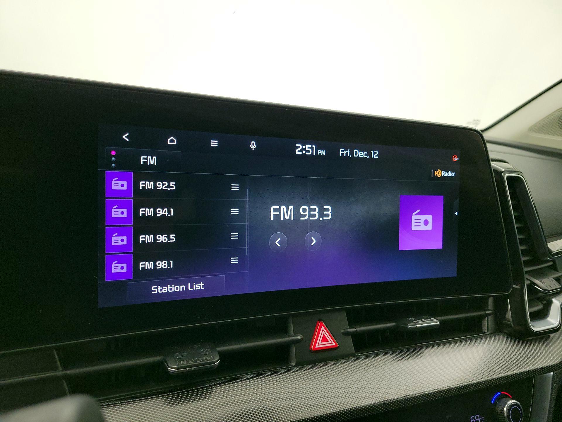 Thumbnail: 2023 Kia Sportage - 16