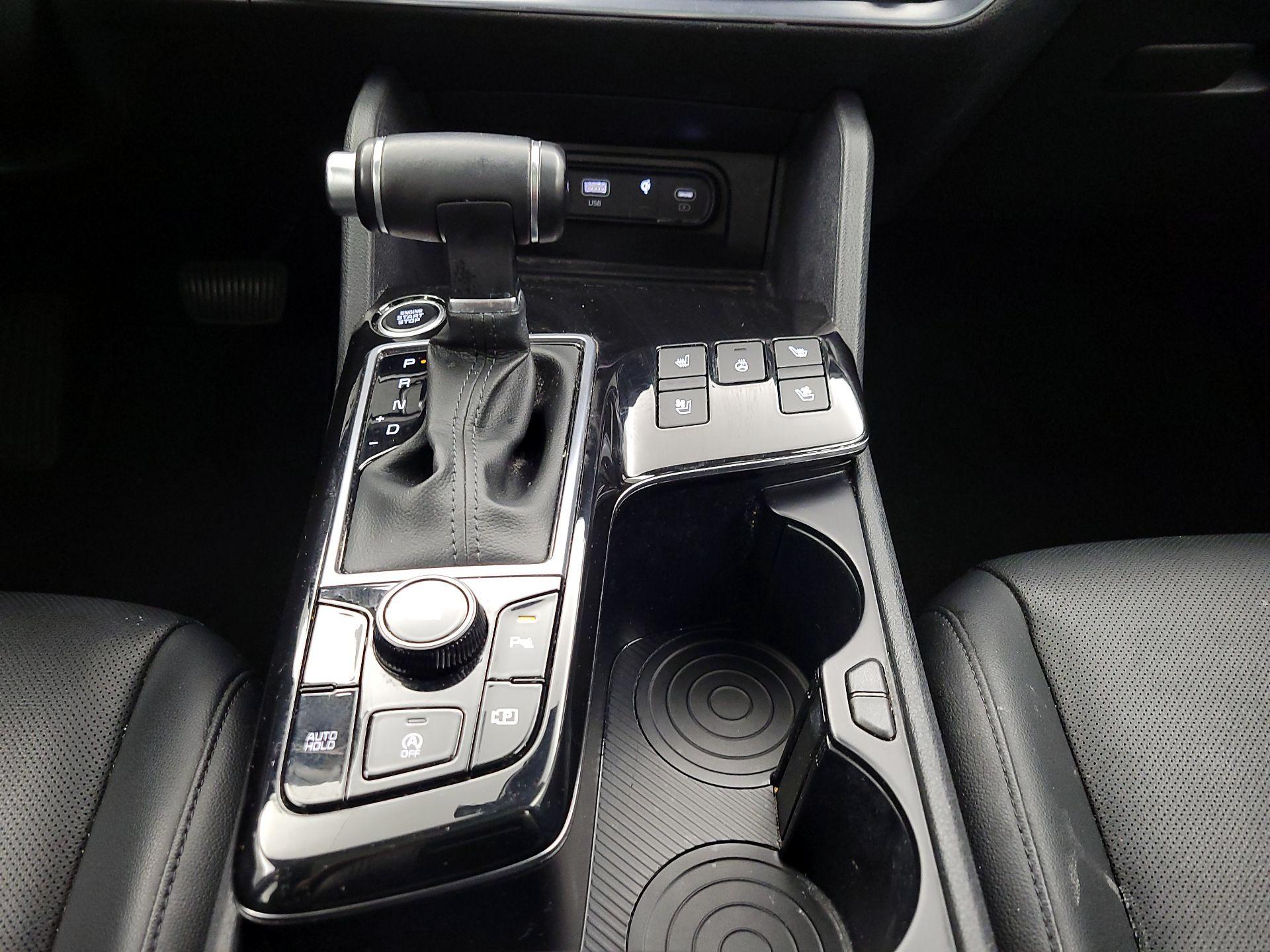 Thumbnail: 2023 Kia Sportage - 18