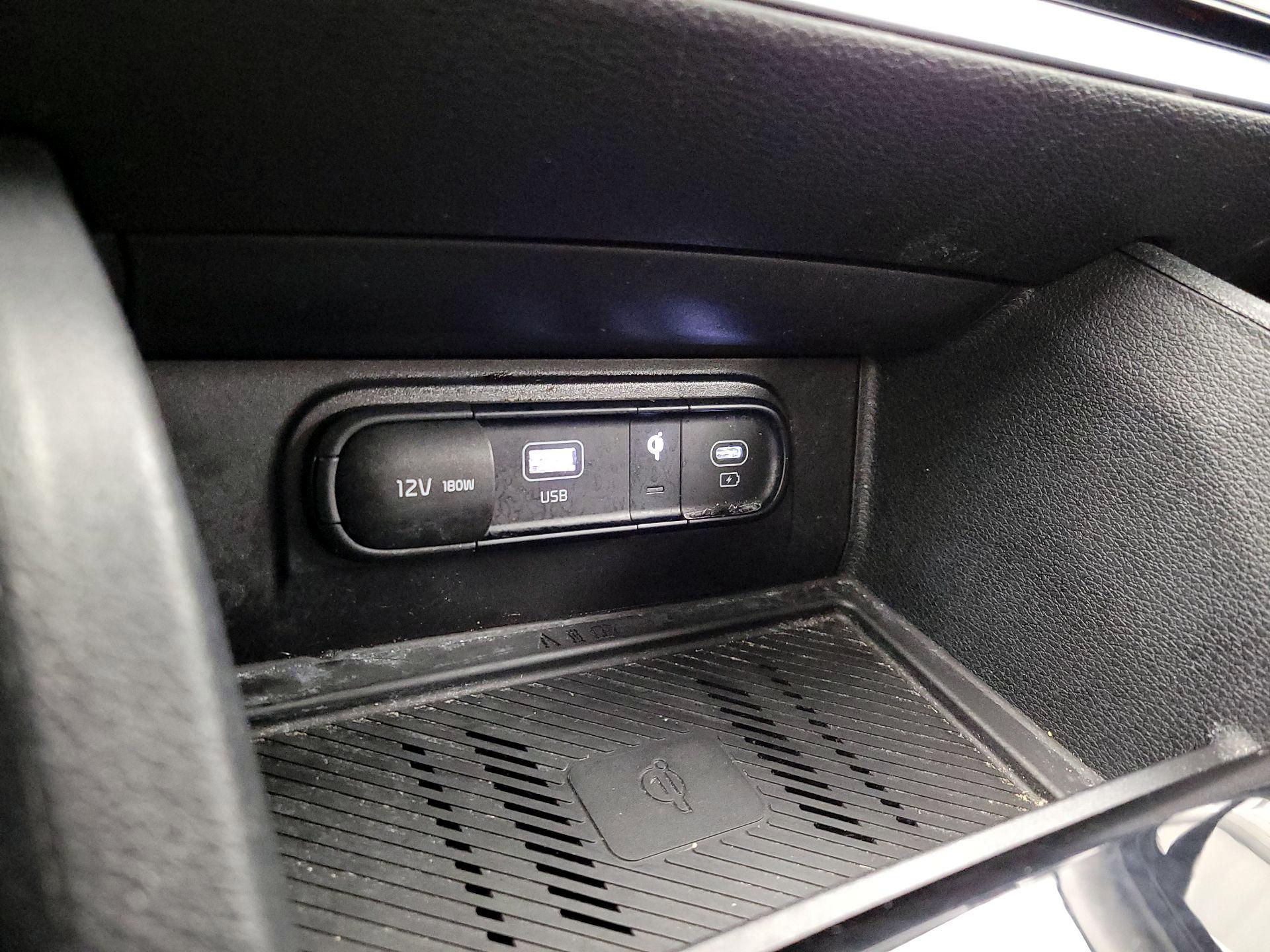 Thumbnail: 2023 Kia Sportage - 19