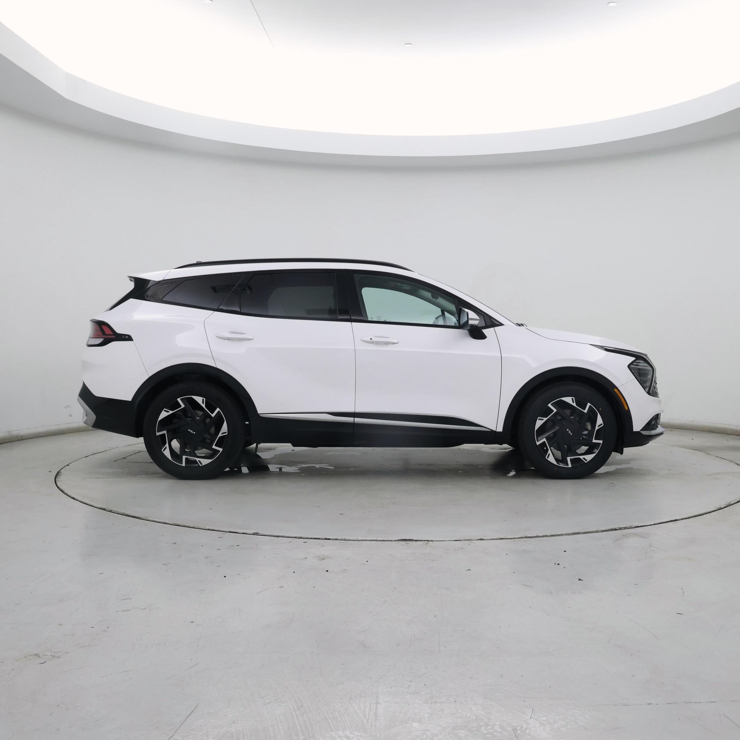 Thumbnail: 2023 Kia Sportage - 7