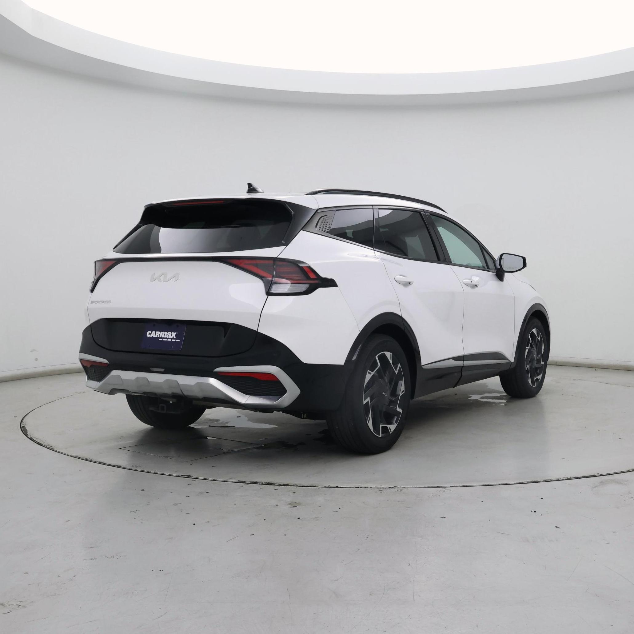 Thumbnail: 2023 Kia Sportage - 8