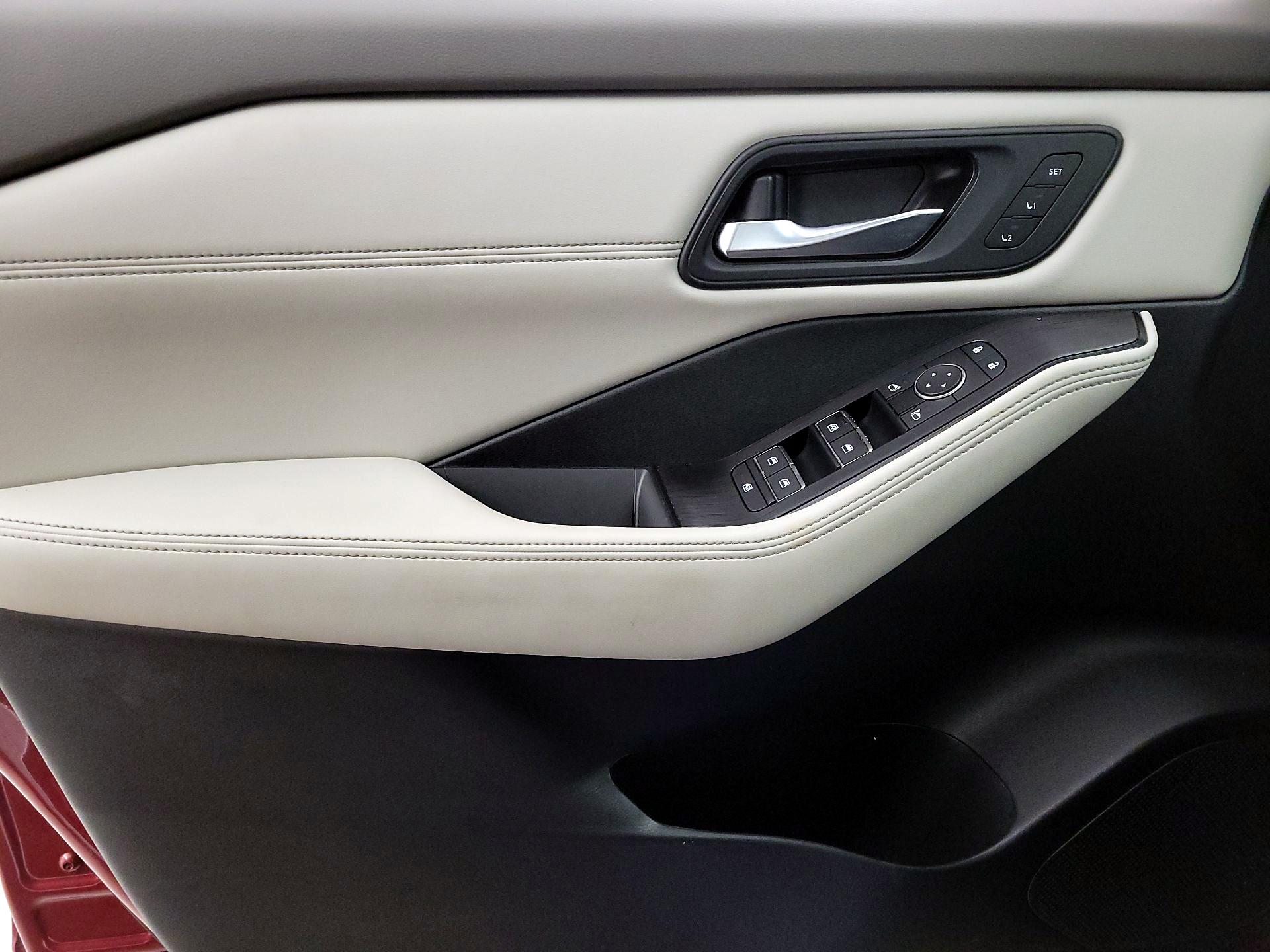 Thumbnail: 2023 Nissan Rogue - 12