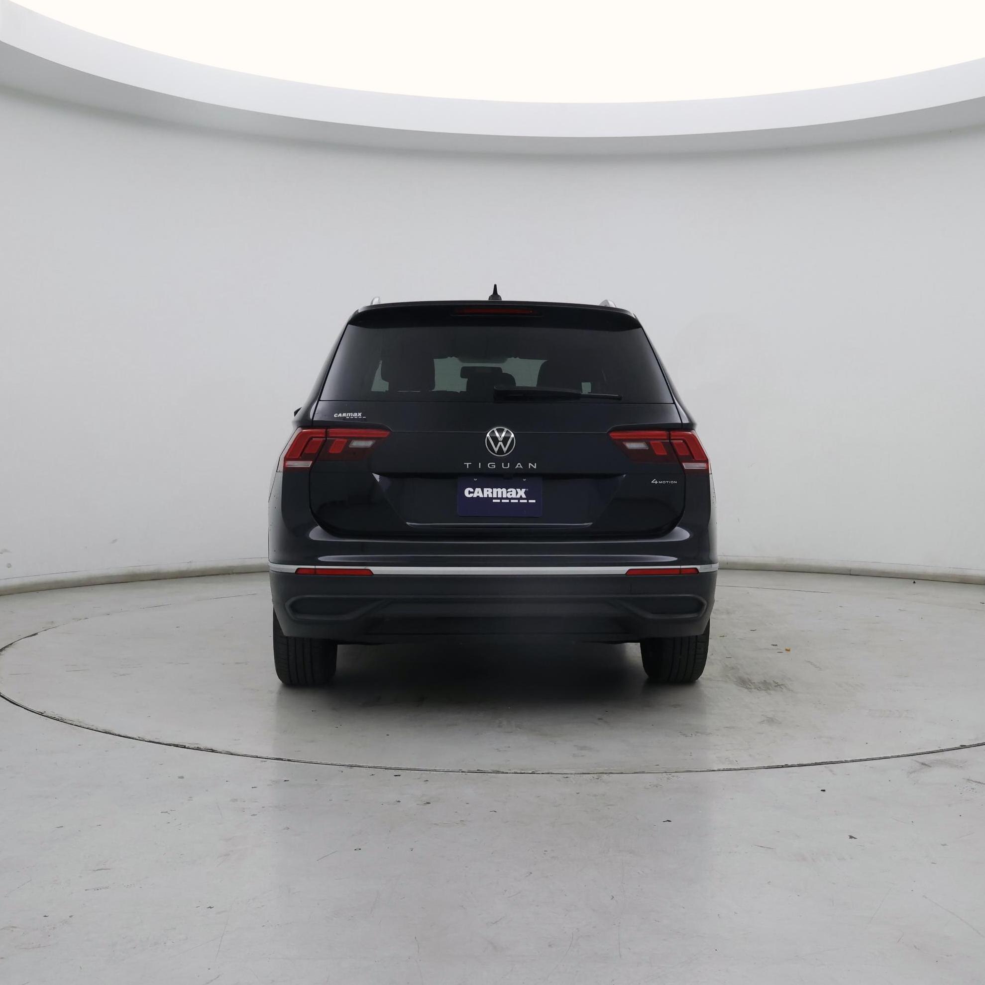 Thumbnail: 2022 Volkswagen Tiguan - 6