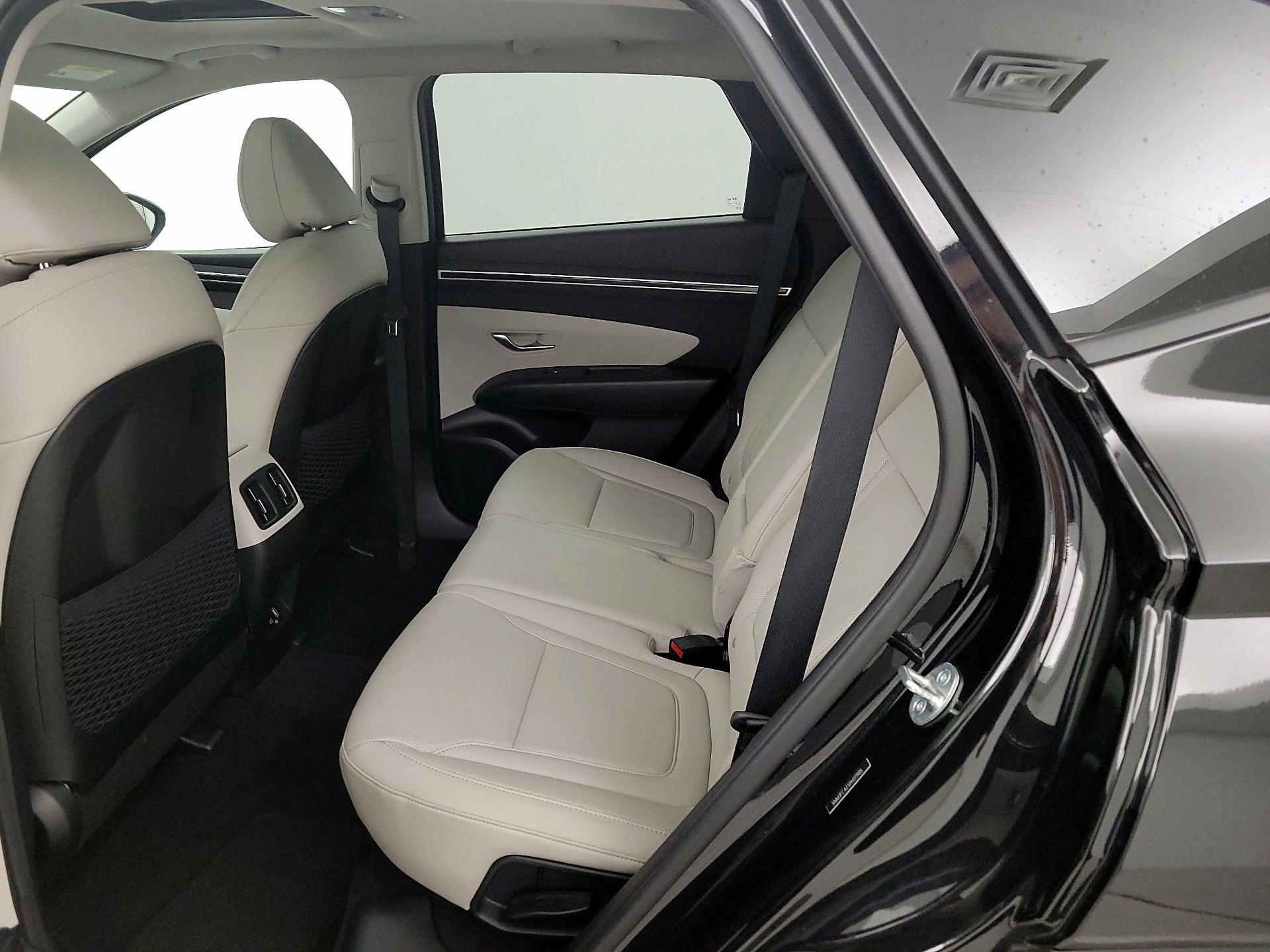 Thumbnail: 2023 Hyundai Tucson - 19