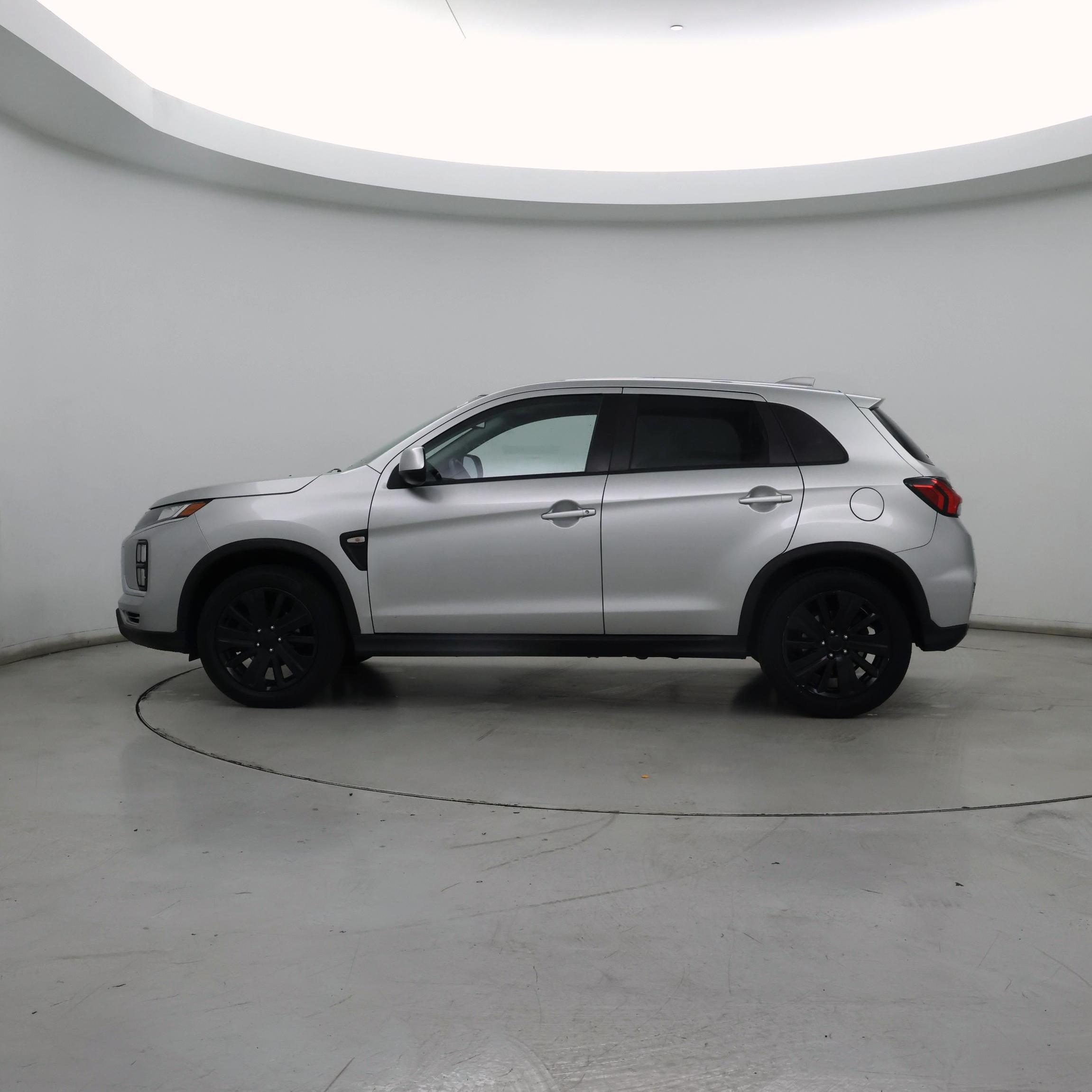 Thumbnail: 2021 Mitsubishi Outlander Sport - 3