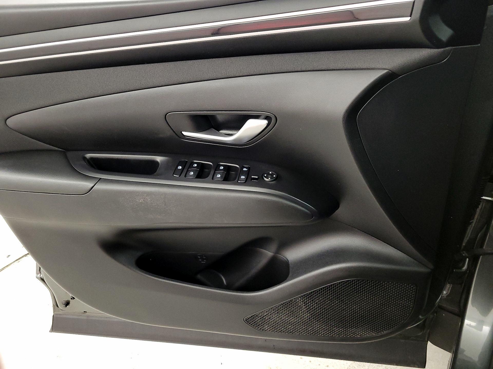 Thumbnail: 2023 Hyundai Tucson - 12