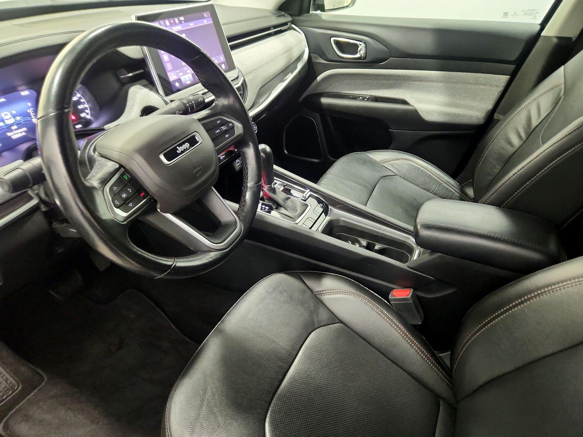 Thumbnail: 2022 Jeep Compass - 11