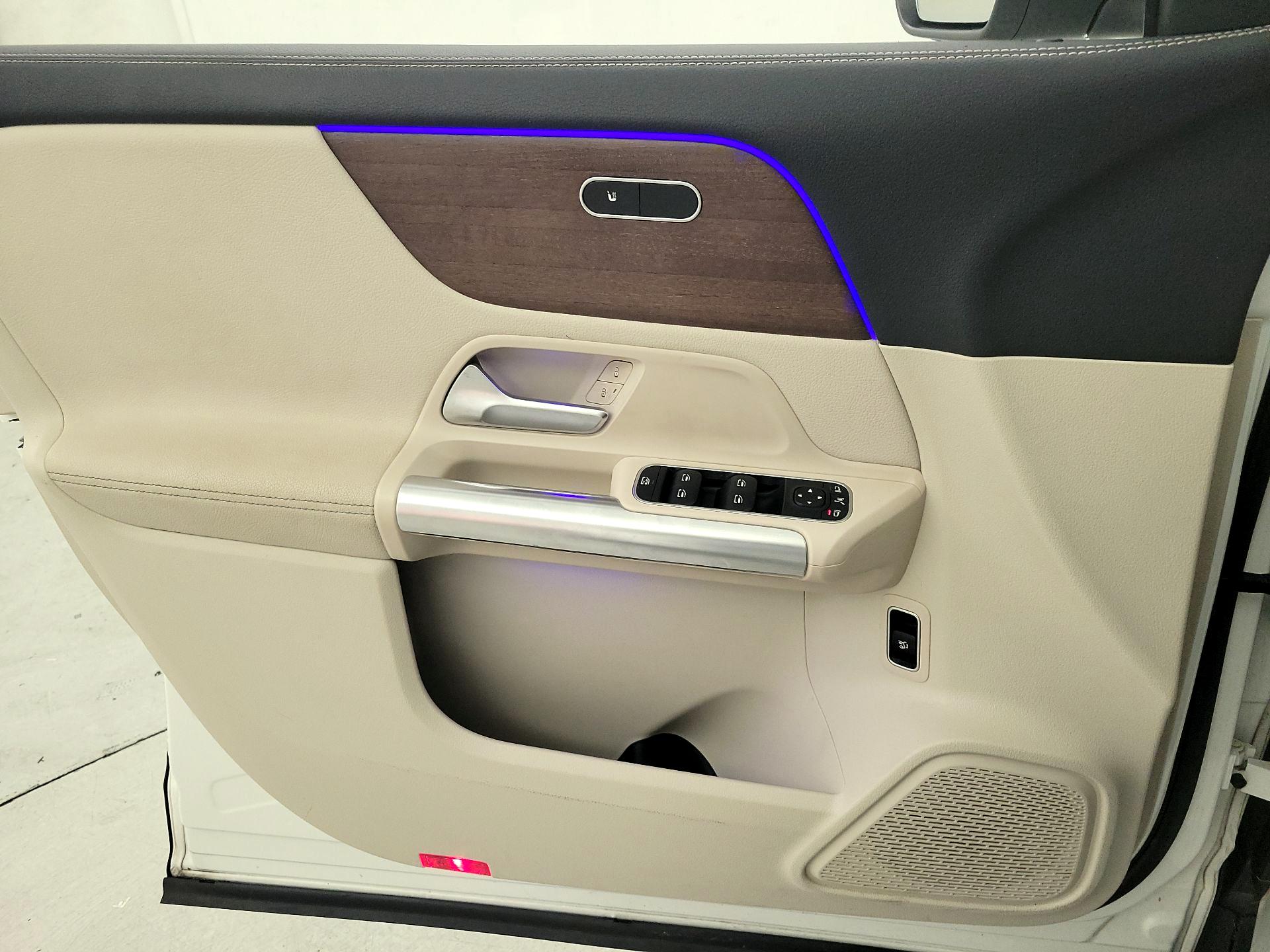 Thumbnail: 2022 Mercedes-Benz GLA - 12