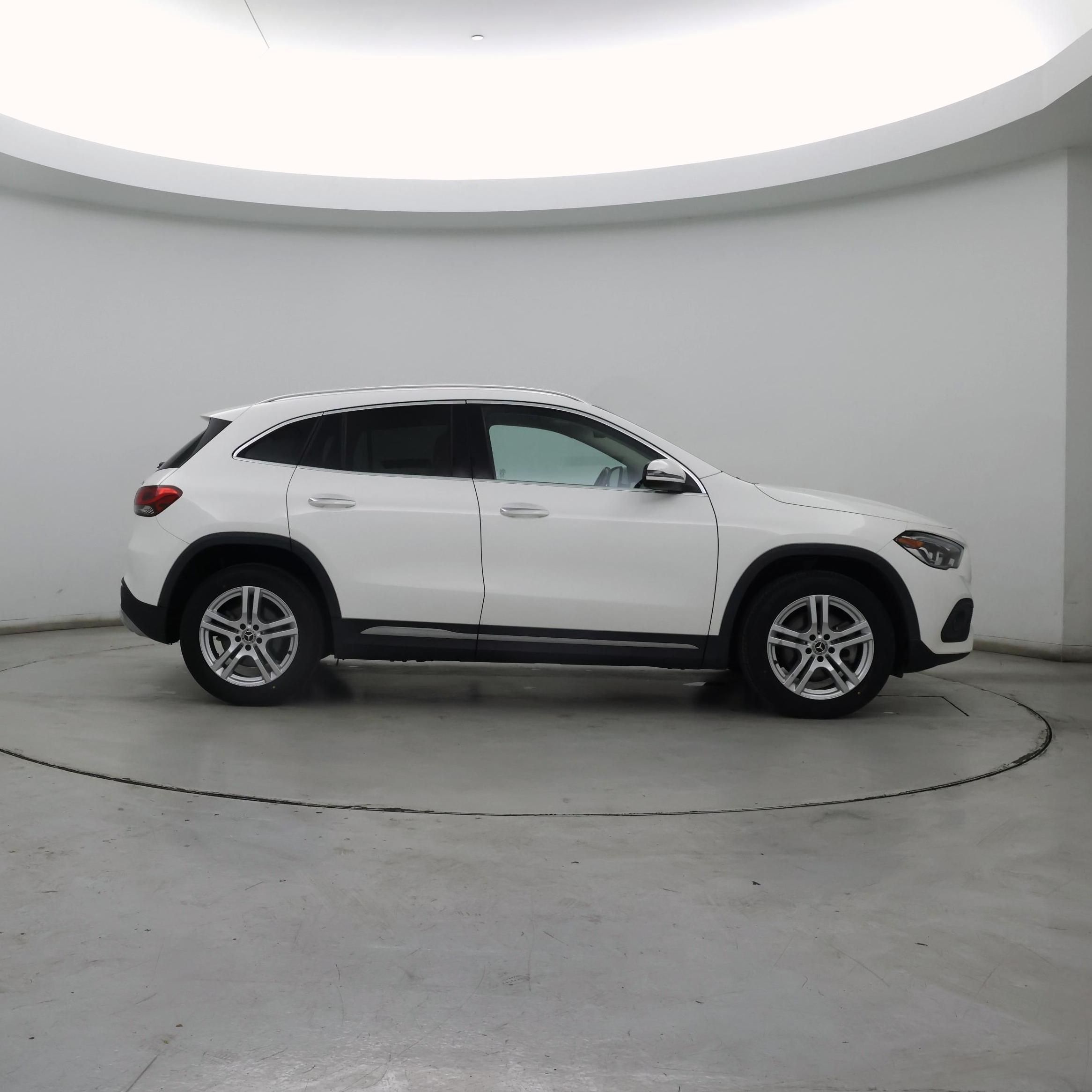 Thumbnail: 2022 Mercedes-Benz GLA - 7