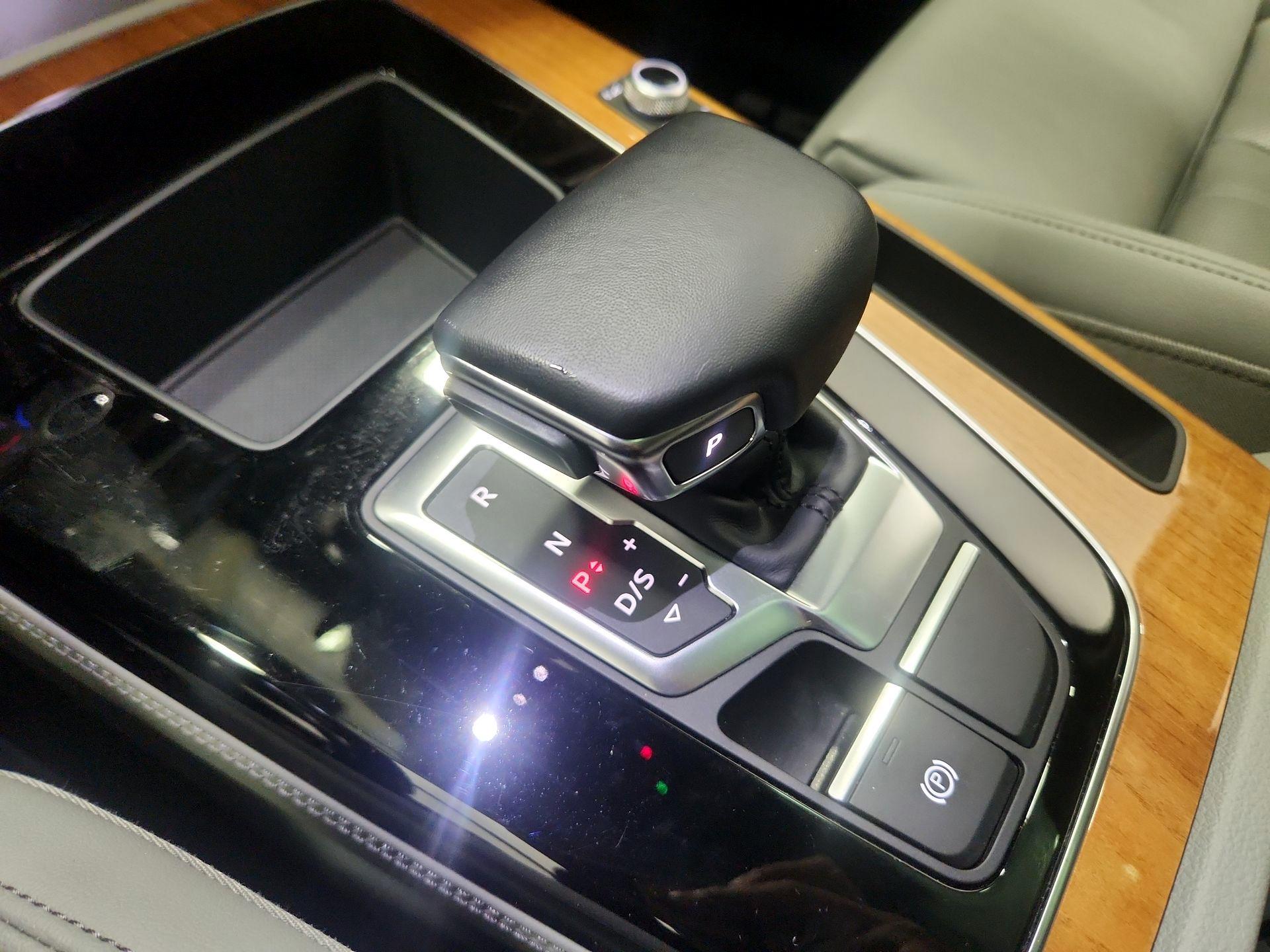 Thumbnail: 2023 Audi Q5 - 18