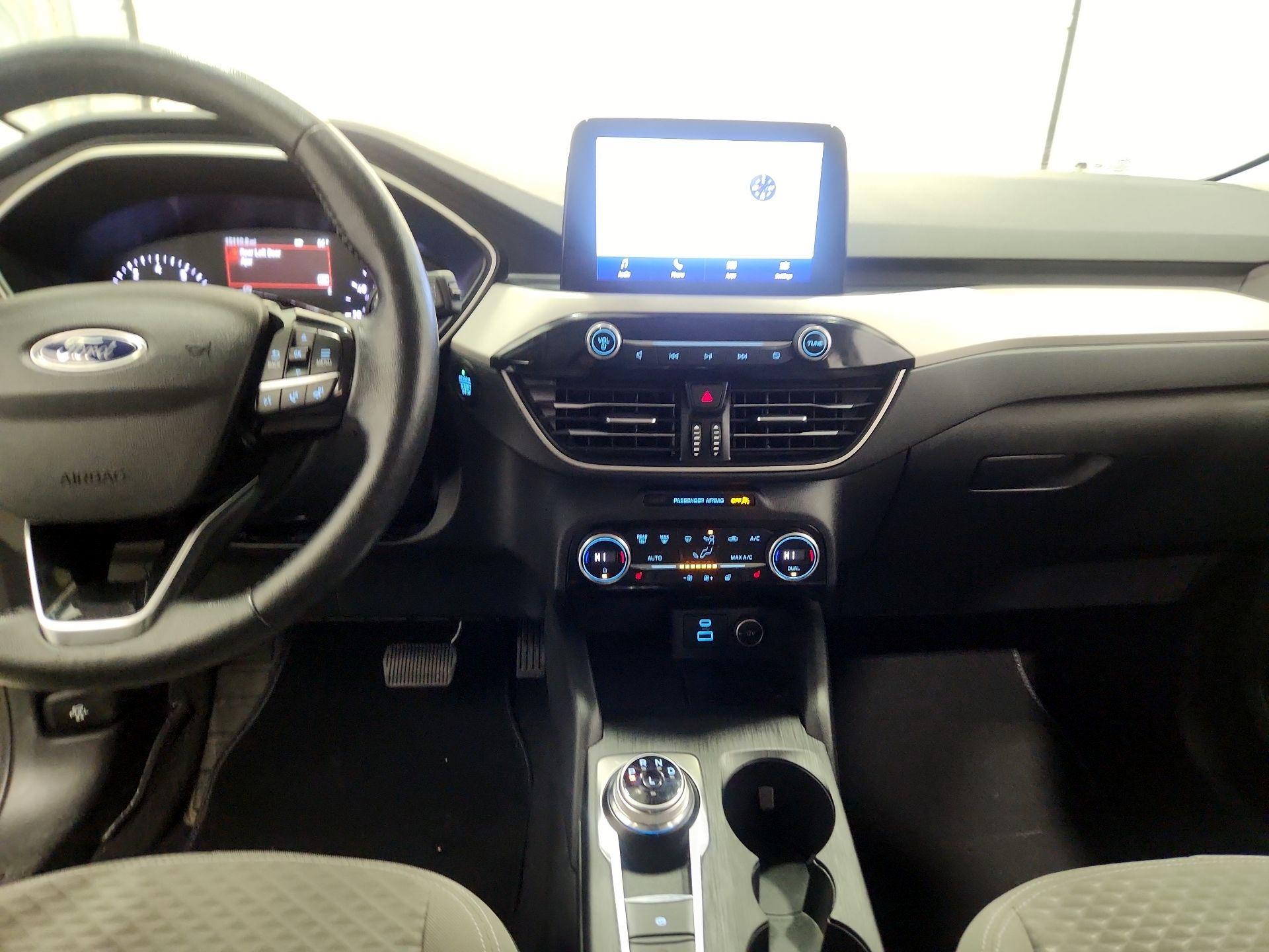 Thumbnail: 2021 Ford Escape - 9