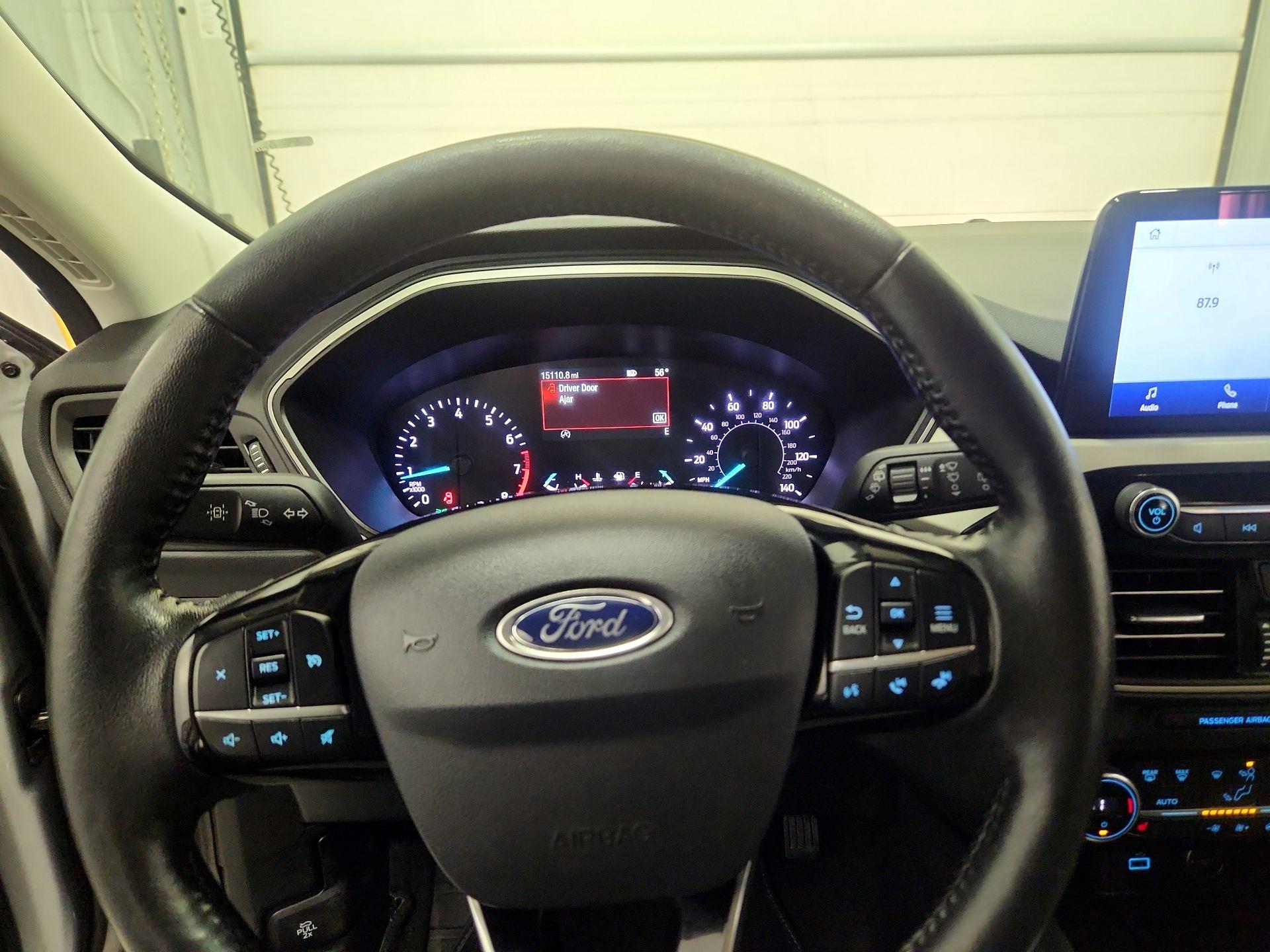 Thumbnail: 2021 Ford Escape - 10