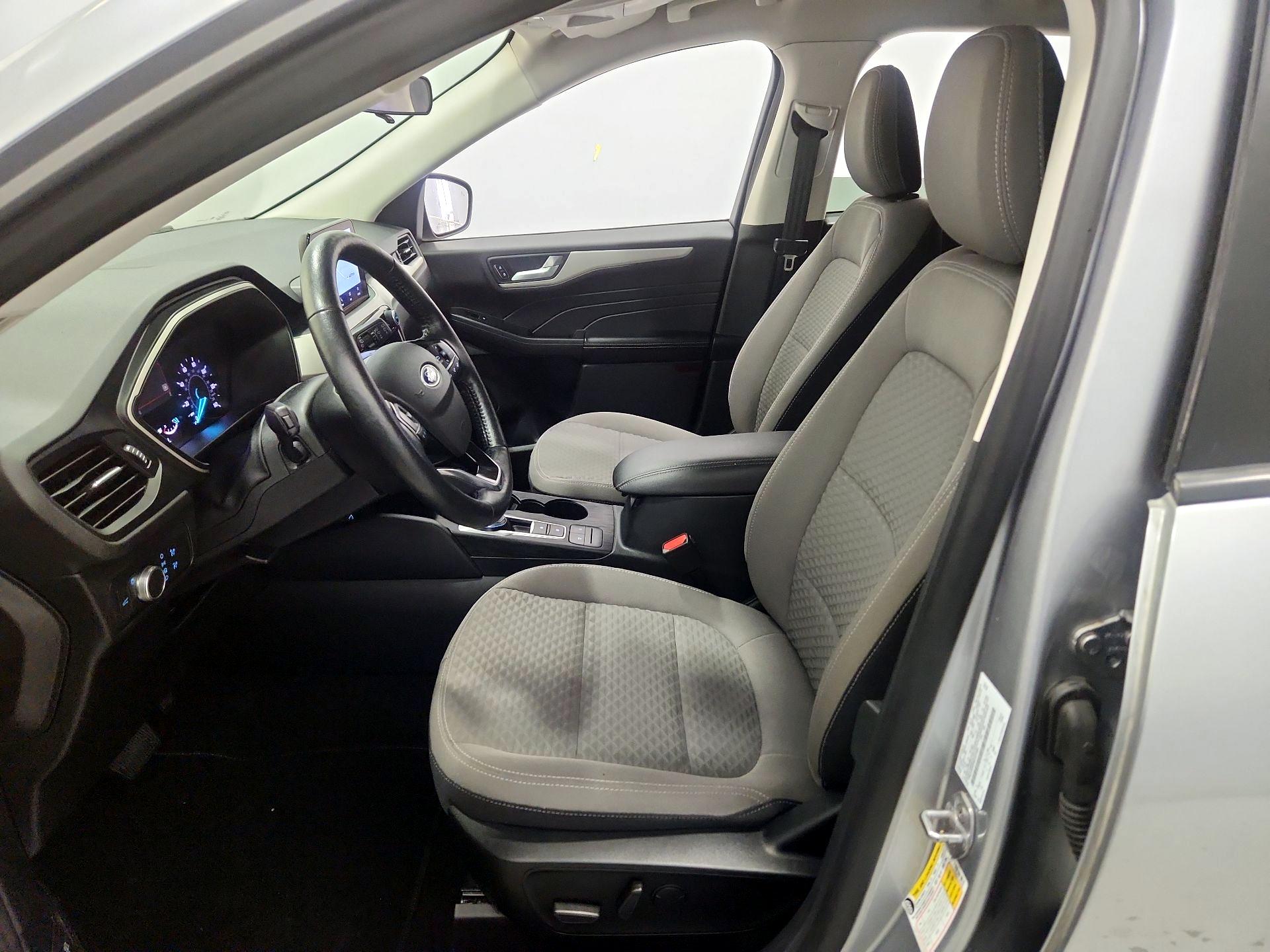 Thumbnail: 2021 Ford Escape - 11