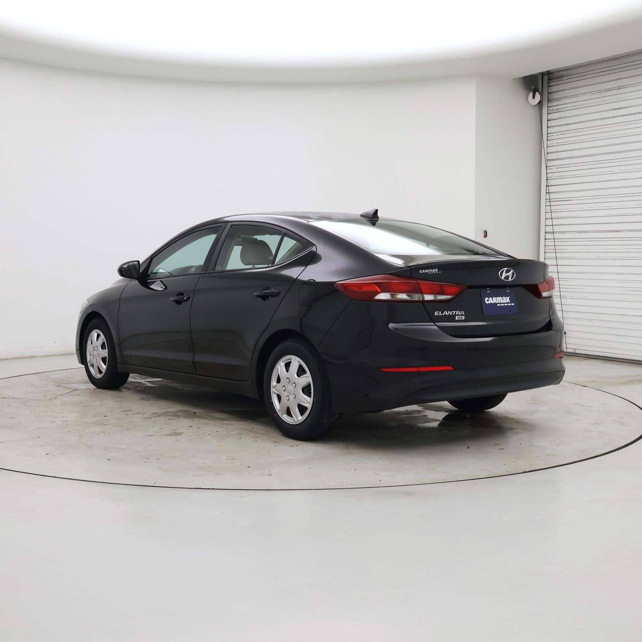 Thumbnail: 2017 Hyundai Elantra - 2