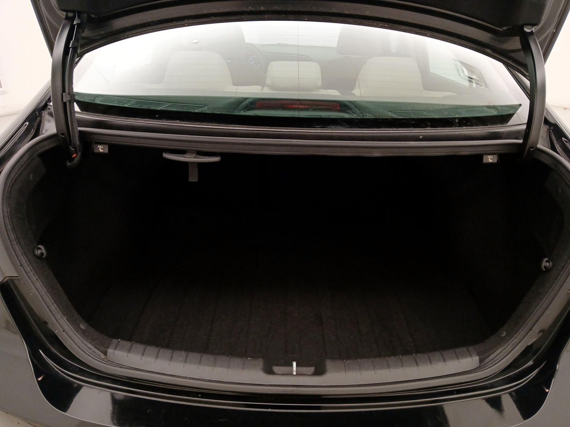 Thumbnail: 2017 Hyundai Elantra - 19