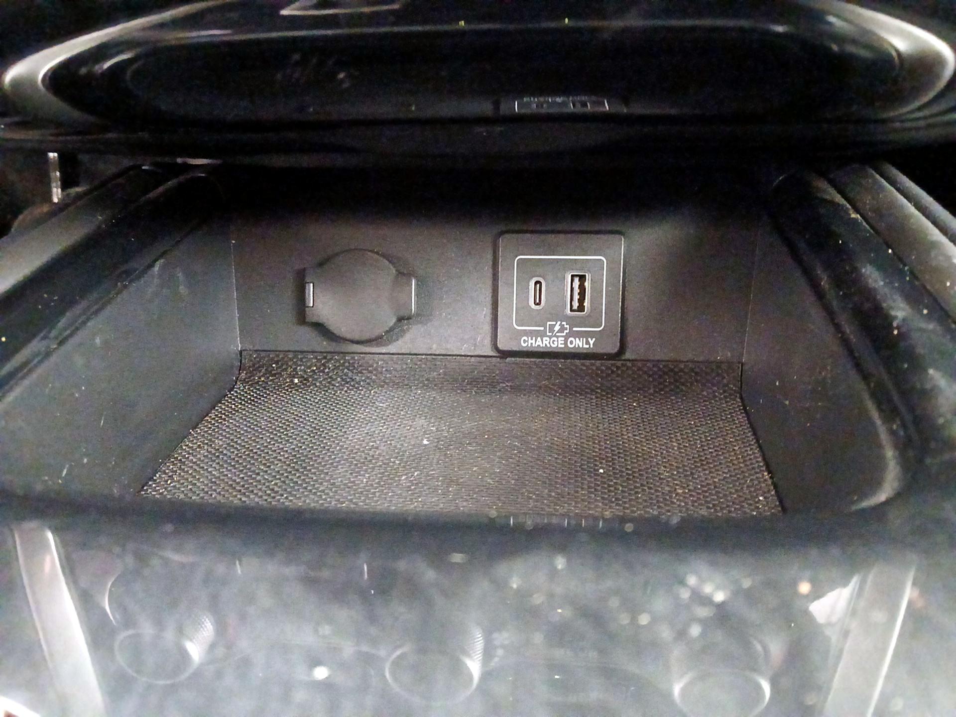 Thumbnail: 2019 Nissan Pathfinder - 18