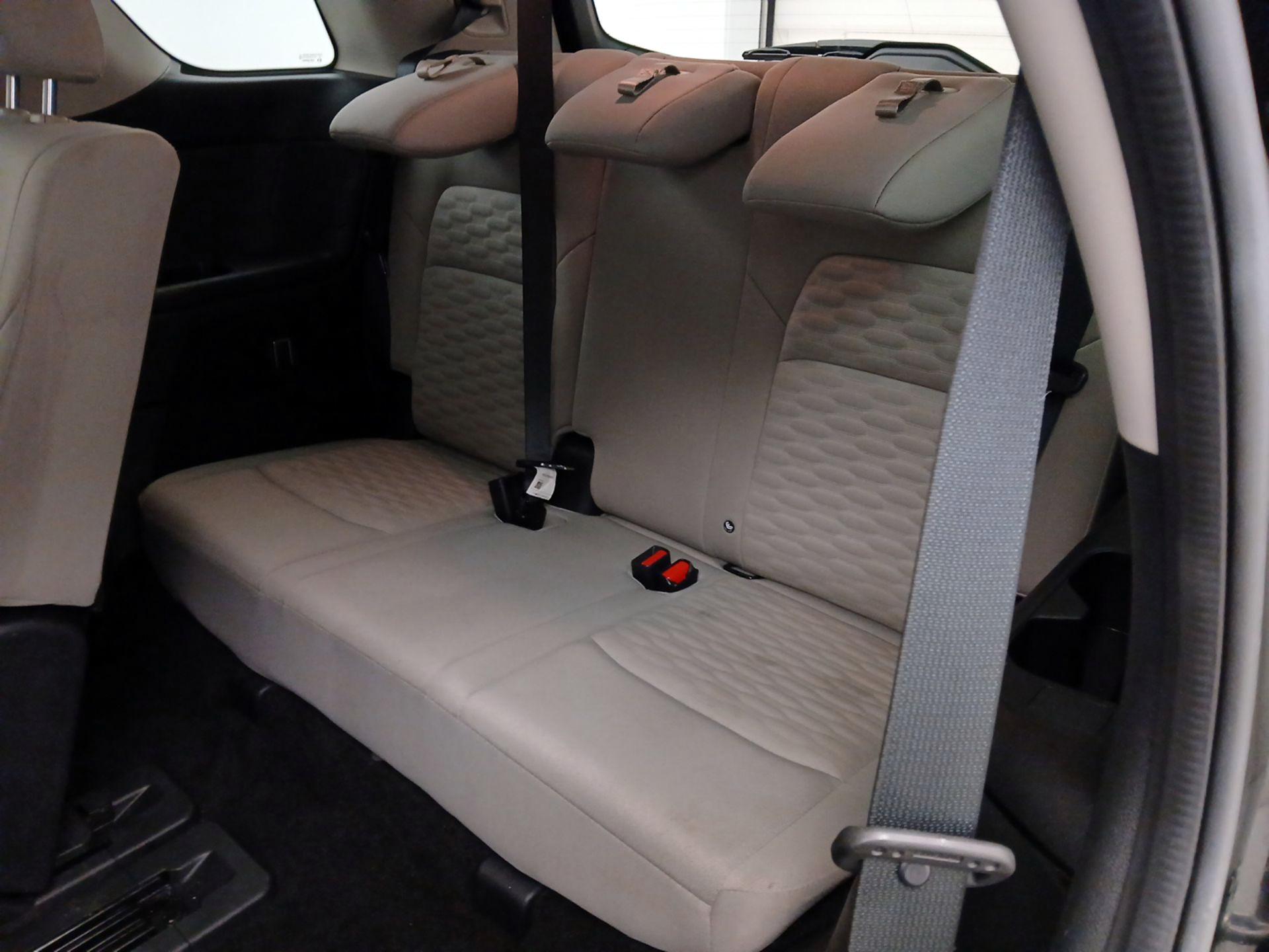 Thumbnail: 2022 Nissan Pathfinder - 20