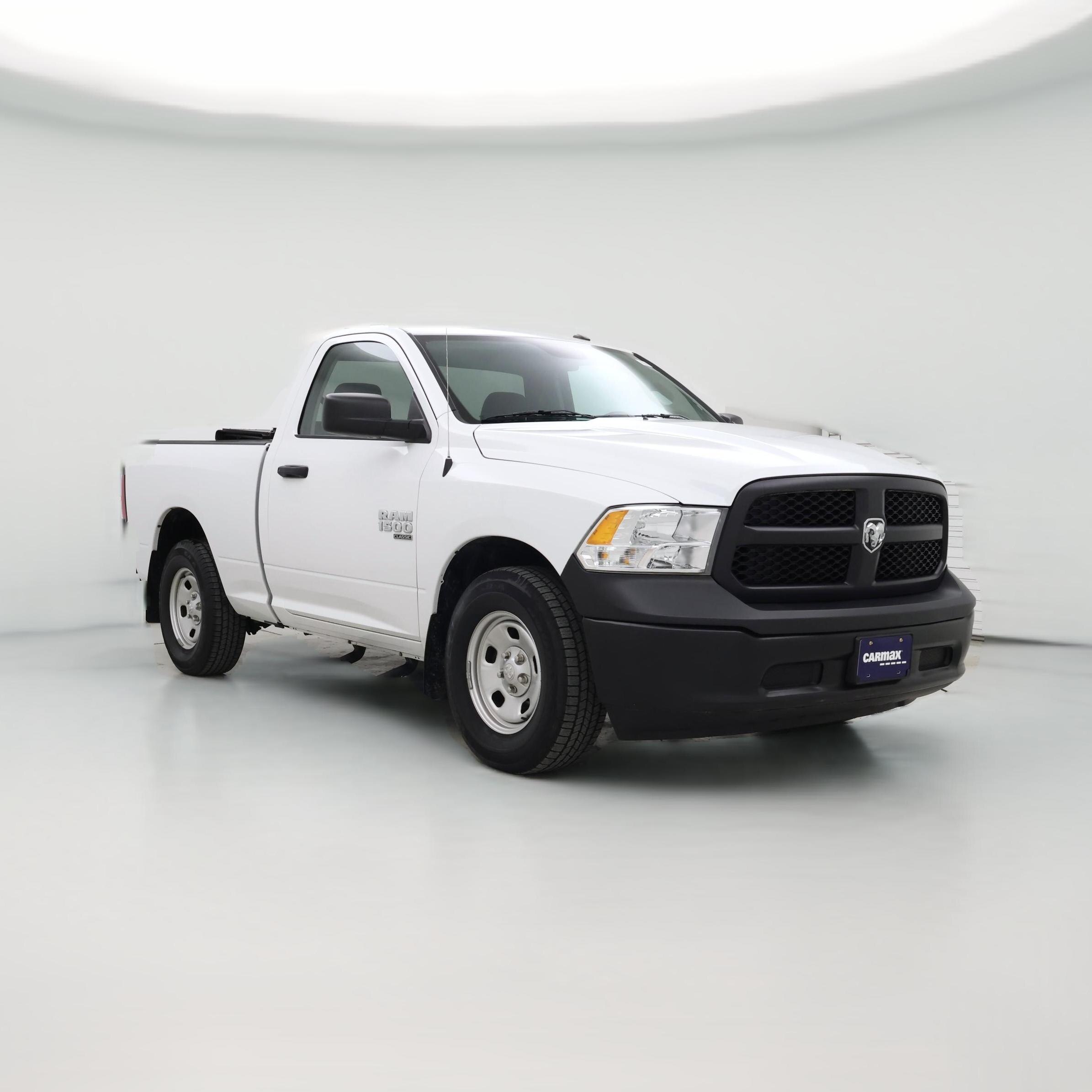 Thumbnail: 2021 RAM 1500 Classic - 1