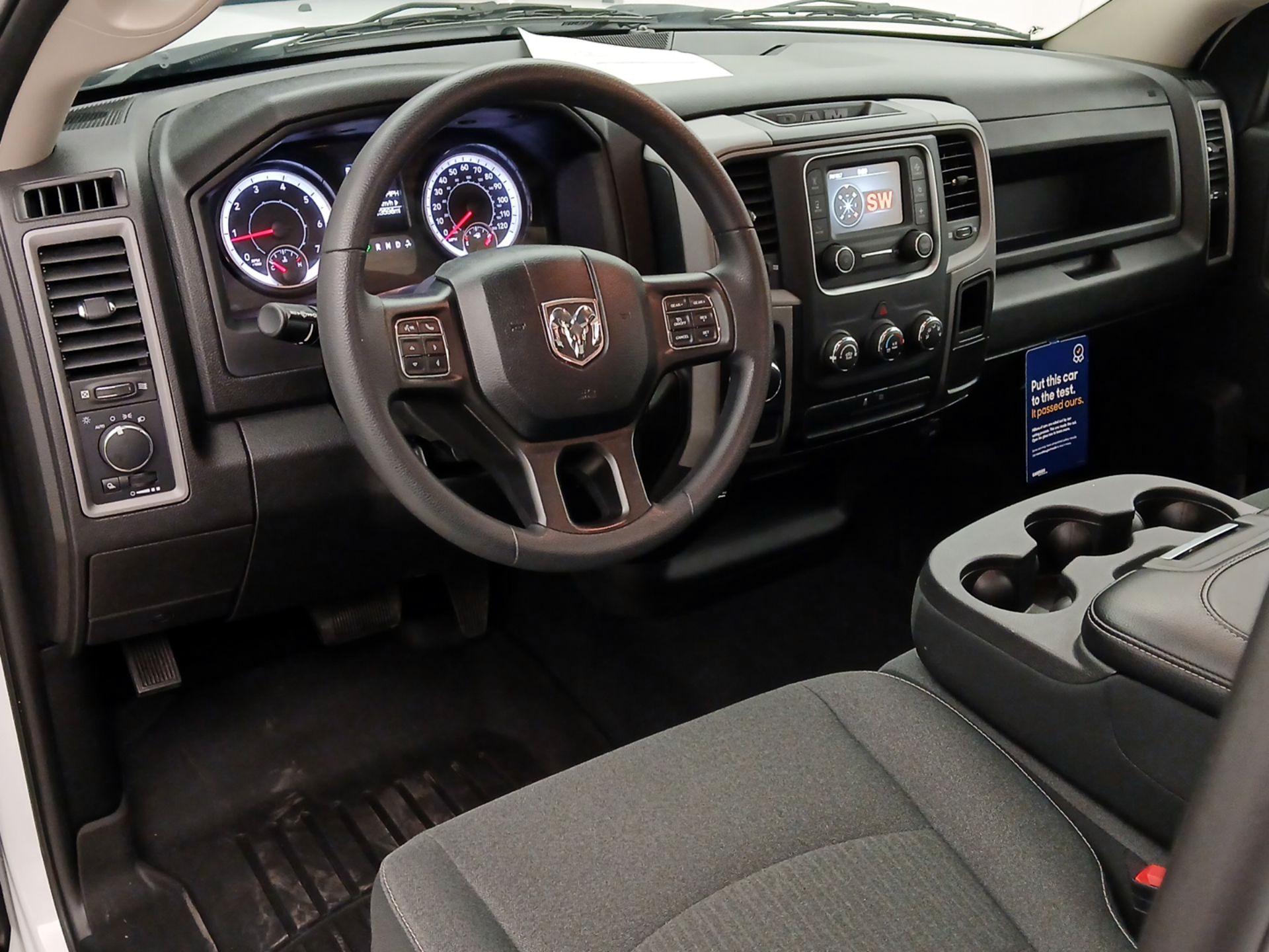 Thumbnail: 2021 RAM 1500 Classic - 9