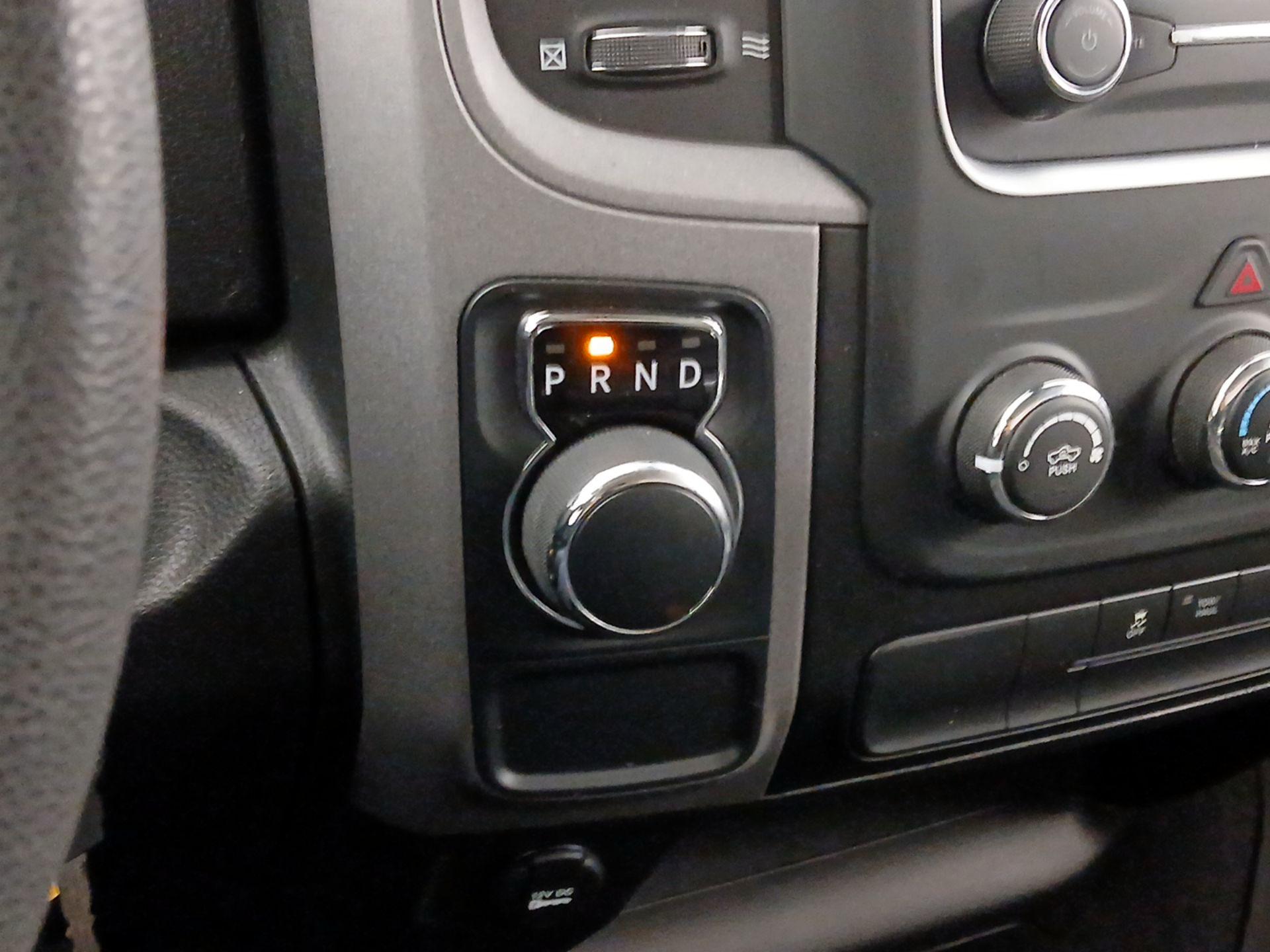 Thumbnail: 2021 RAM 1500 Classic - 17