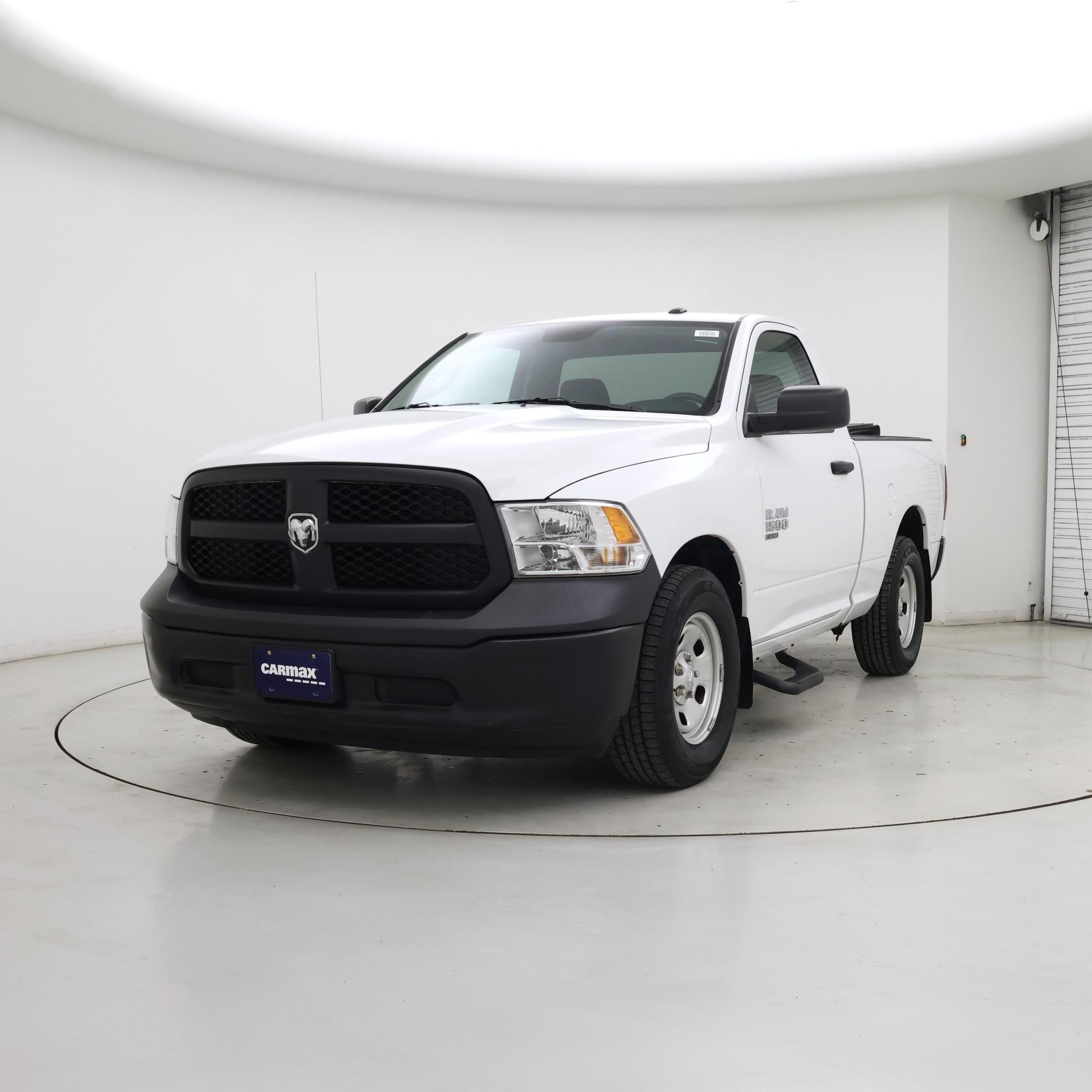 Thumbnail: 2021 RAM 1500 Classic - 4