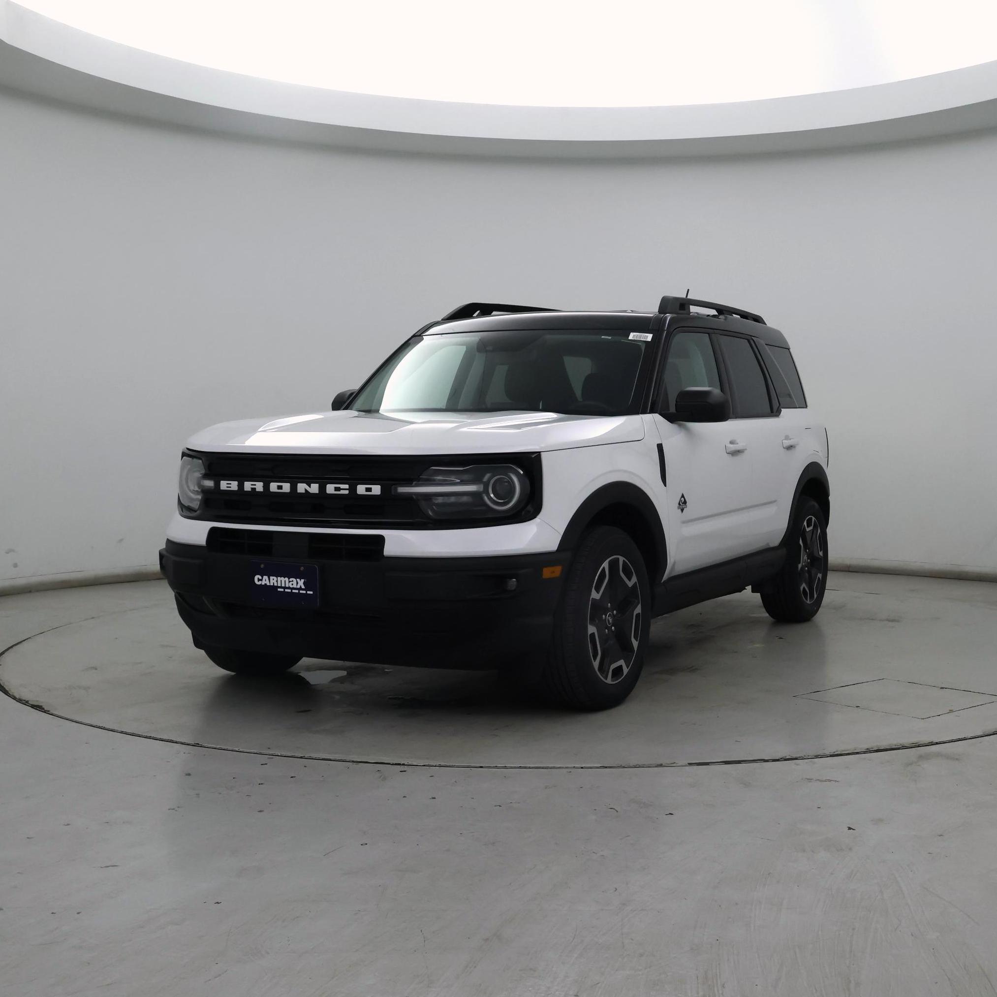 Thumbnail: 2023 Ford Bronco Sport - 4