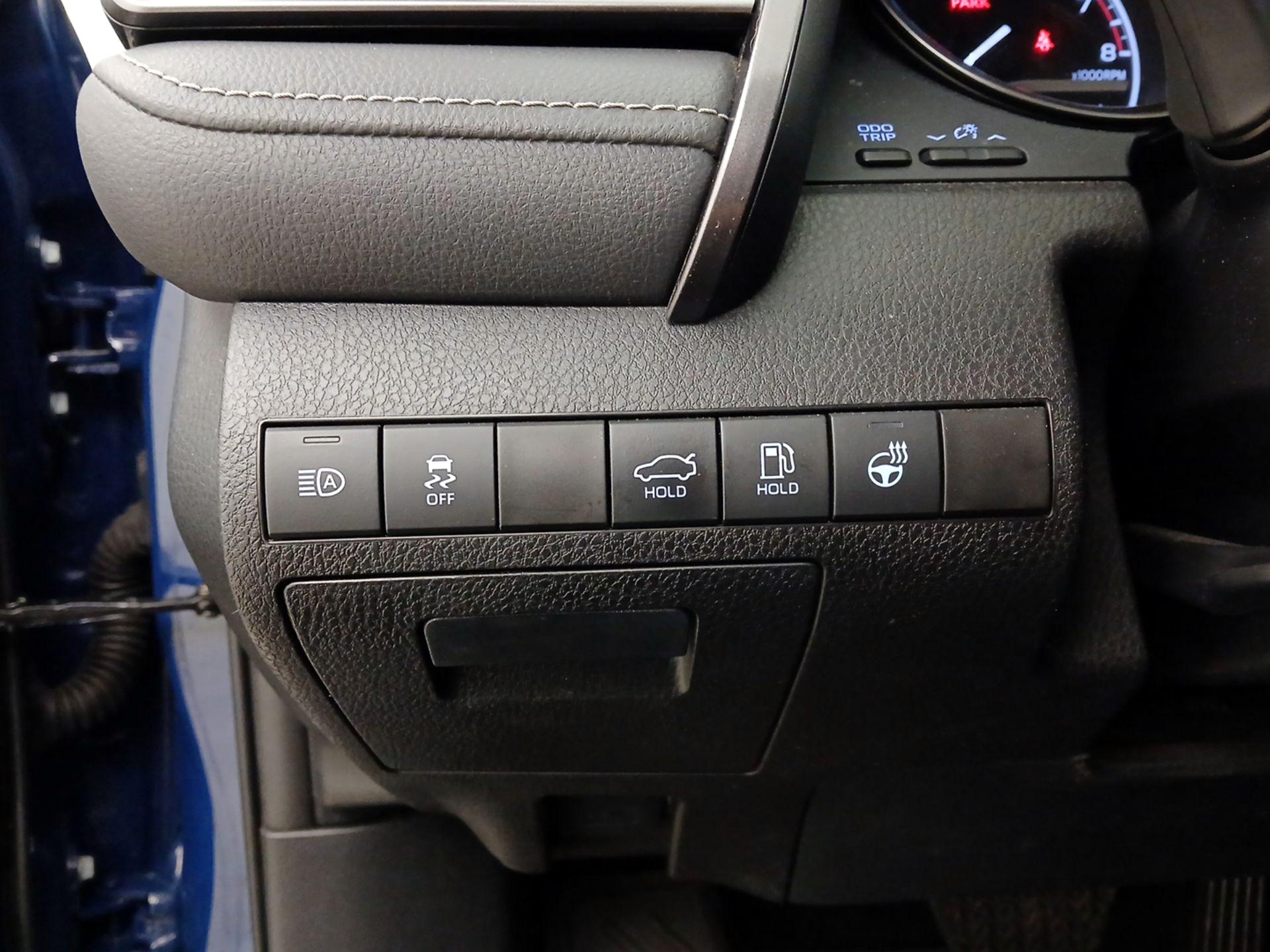 Thumbnail: 2023 Toyota Camry - 13