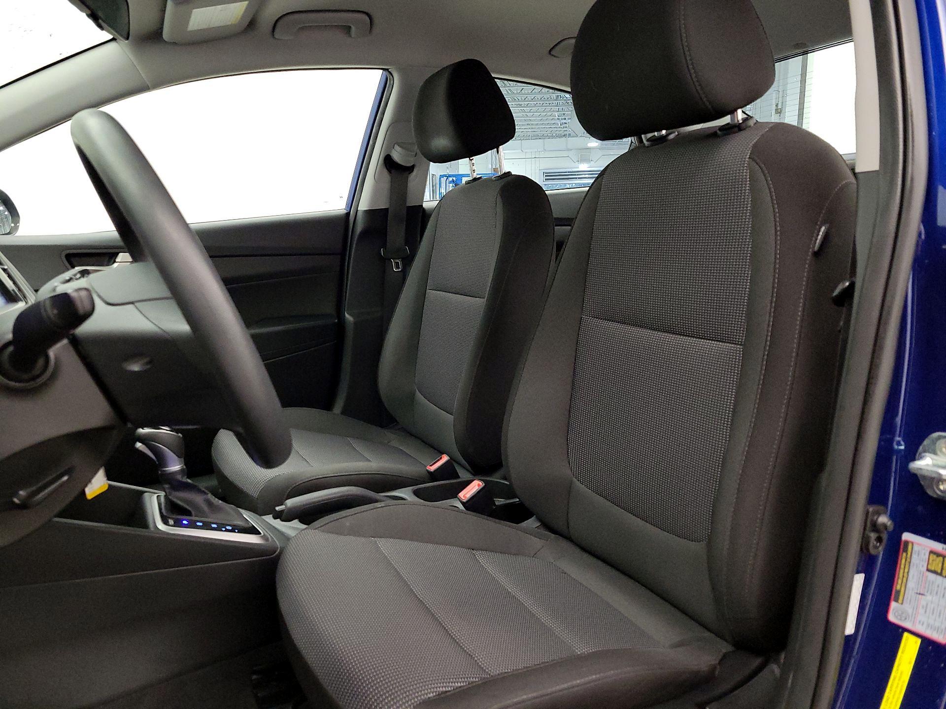 Thumbnail: 2022 Hyundai Accent - 11