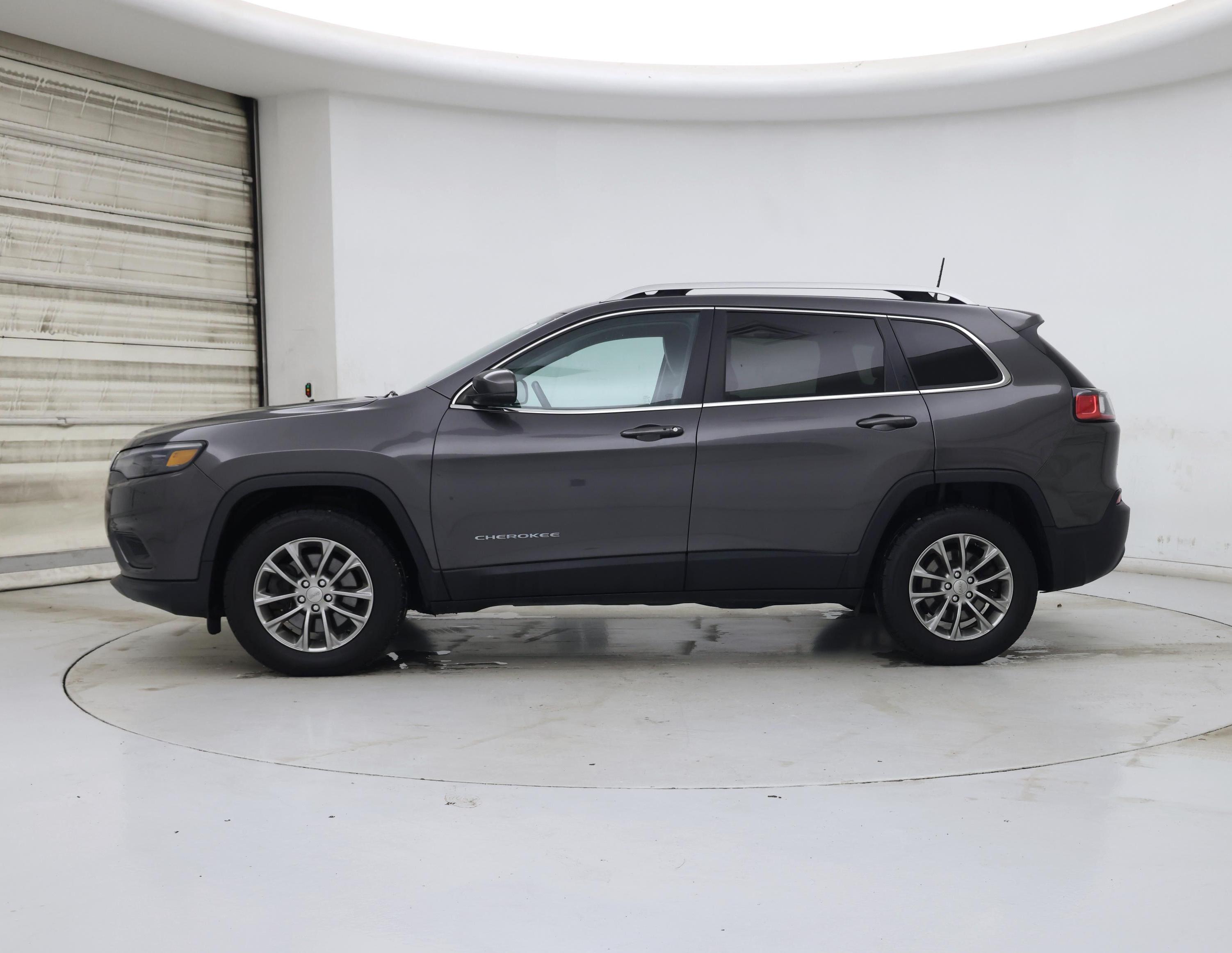 Thumbnail: 2020 Jeep Cherokee - 3