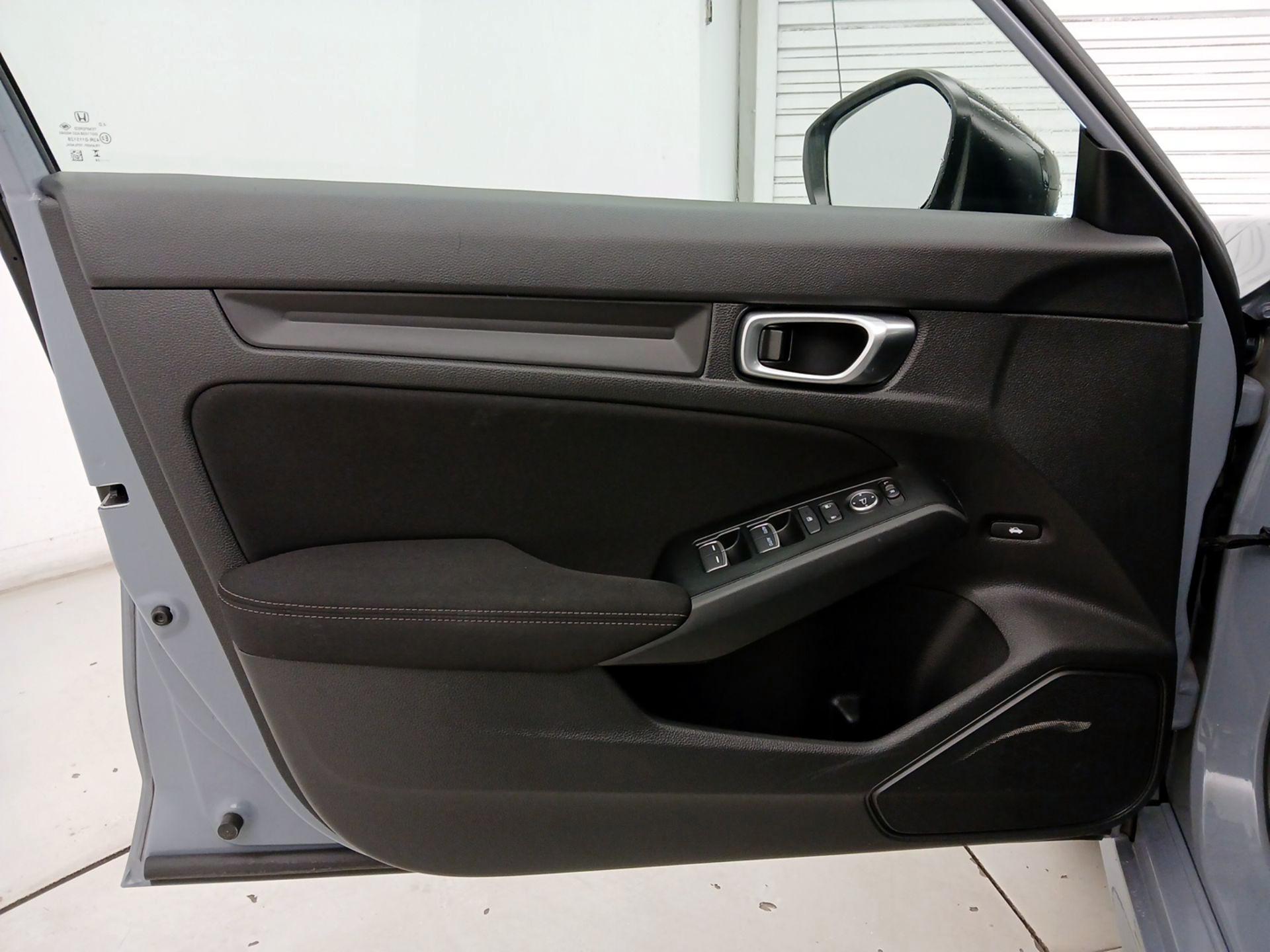 Thumbnail: 2024 Honda Civic - 12