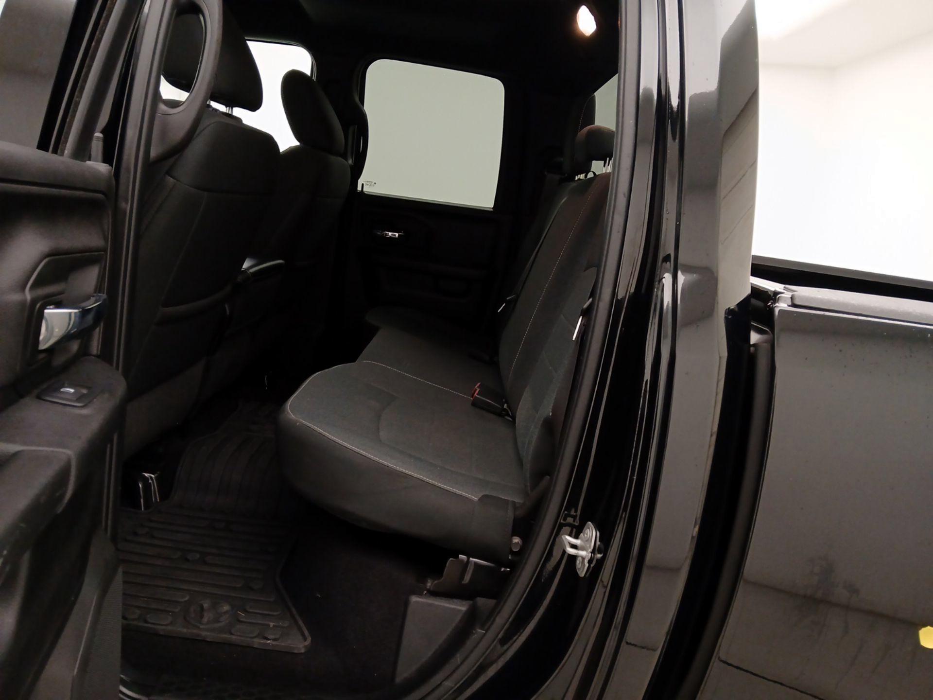 Thumbnail: 2022 RAM 1500 Classic - 19