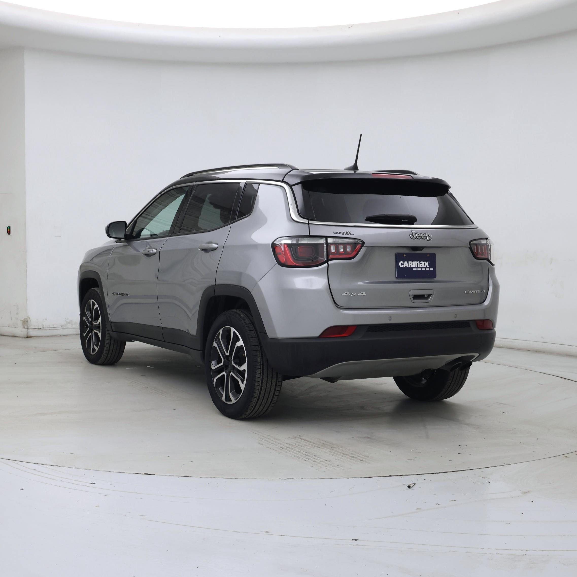 Thumbnail: 2022 Jeep Compass - 2