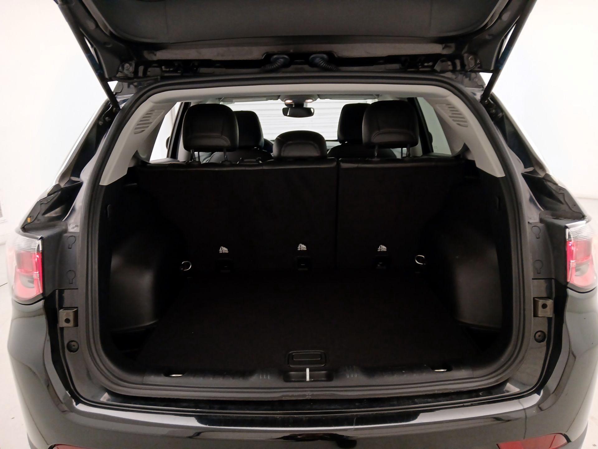 Thumbnail: 2022 Jeep Compass - 20