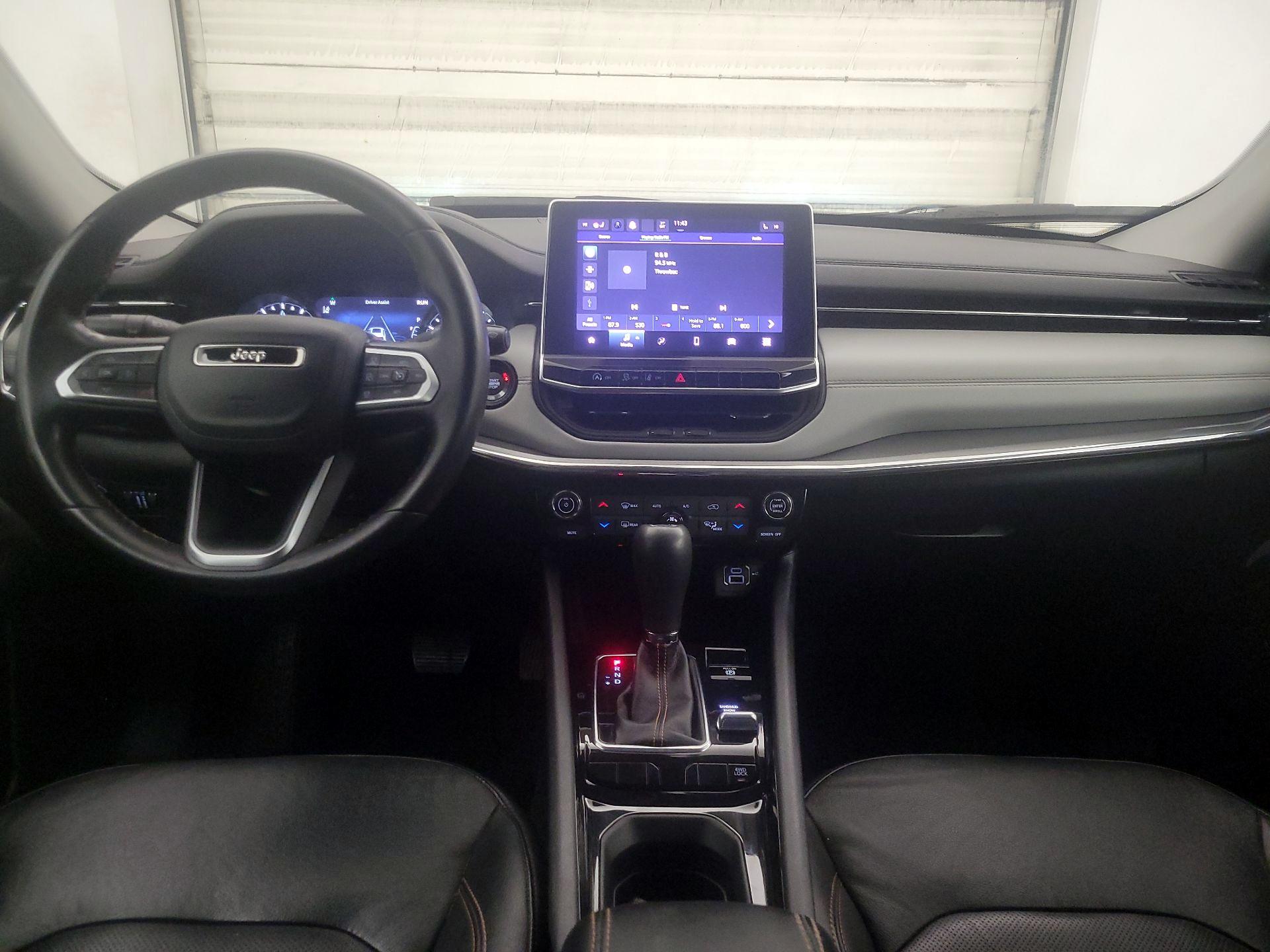 Thumbnail: 2022 Jeep Compass - 9