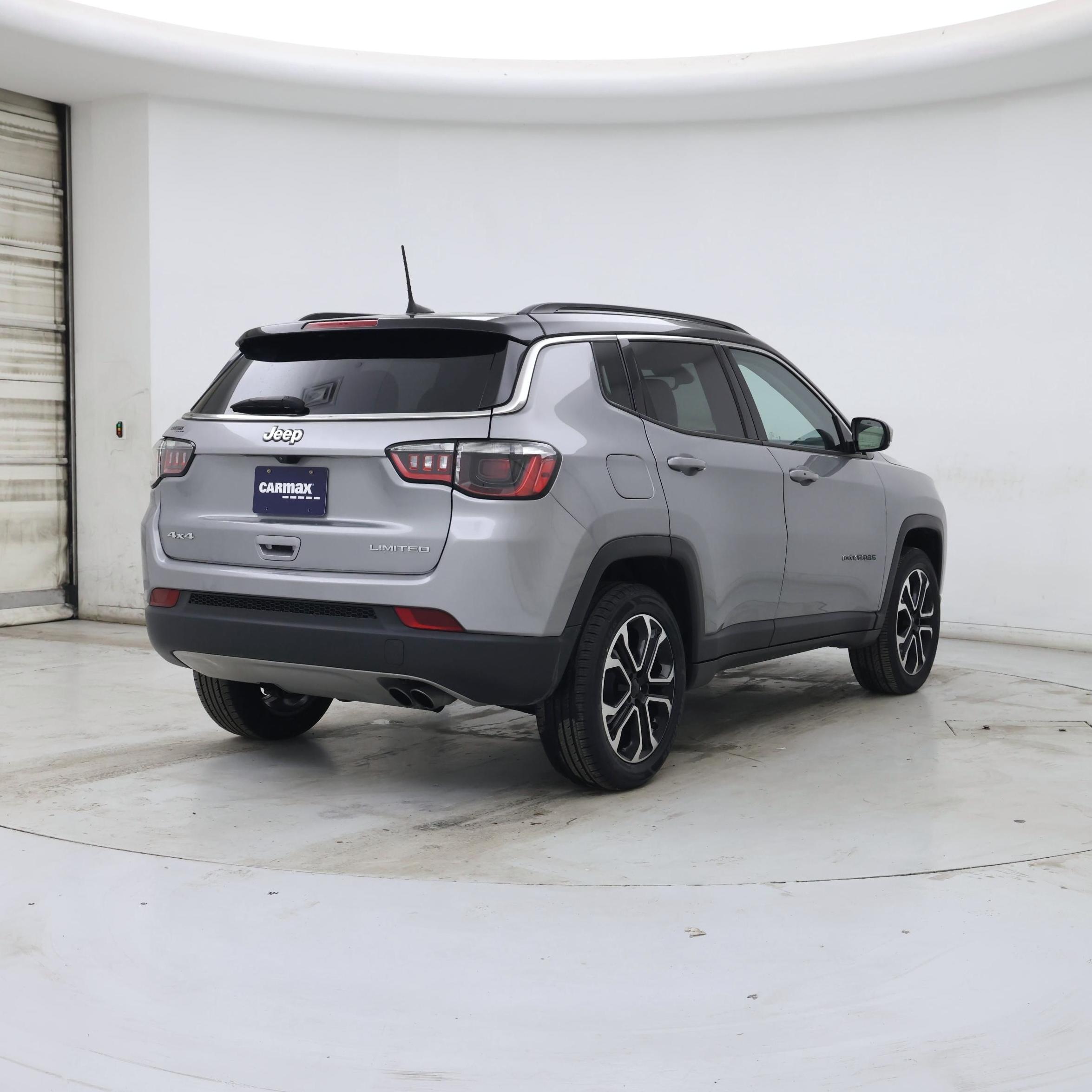 Thumbnail: 2022 Jeep Compass - 8