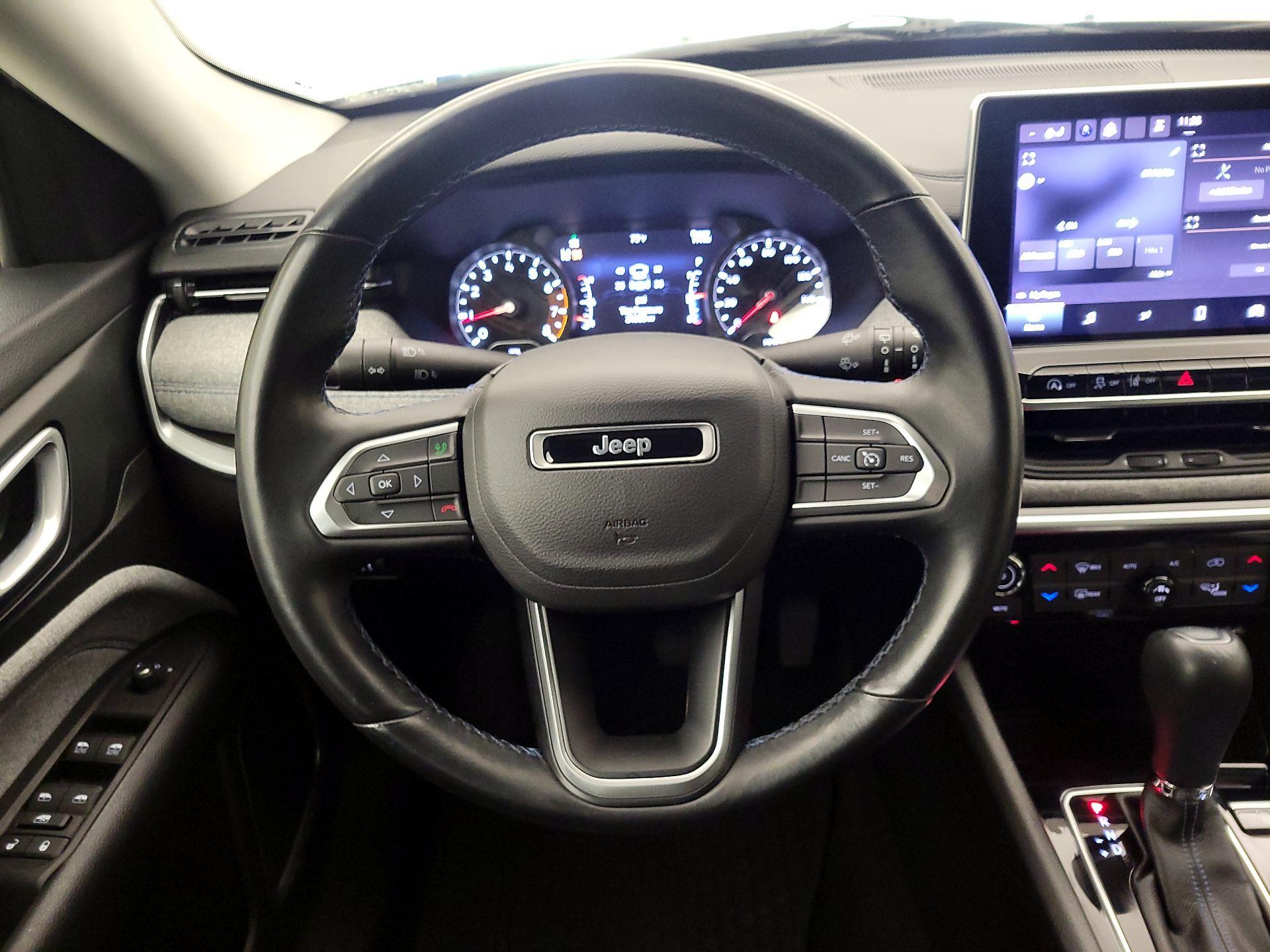 Thumbnail: 2022 Jeep Compass - 10