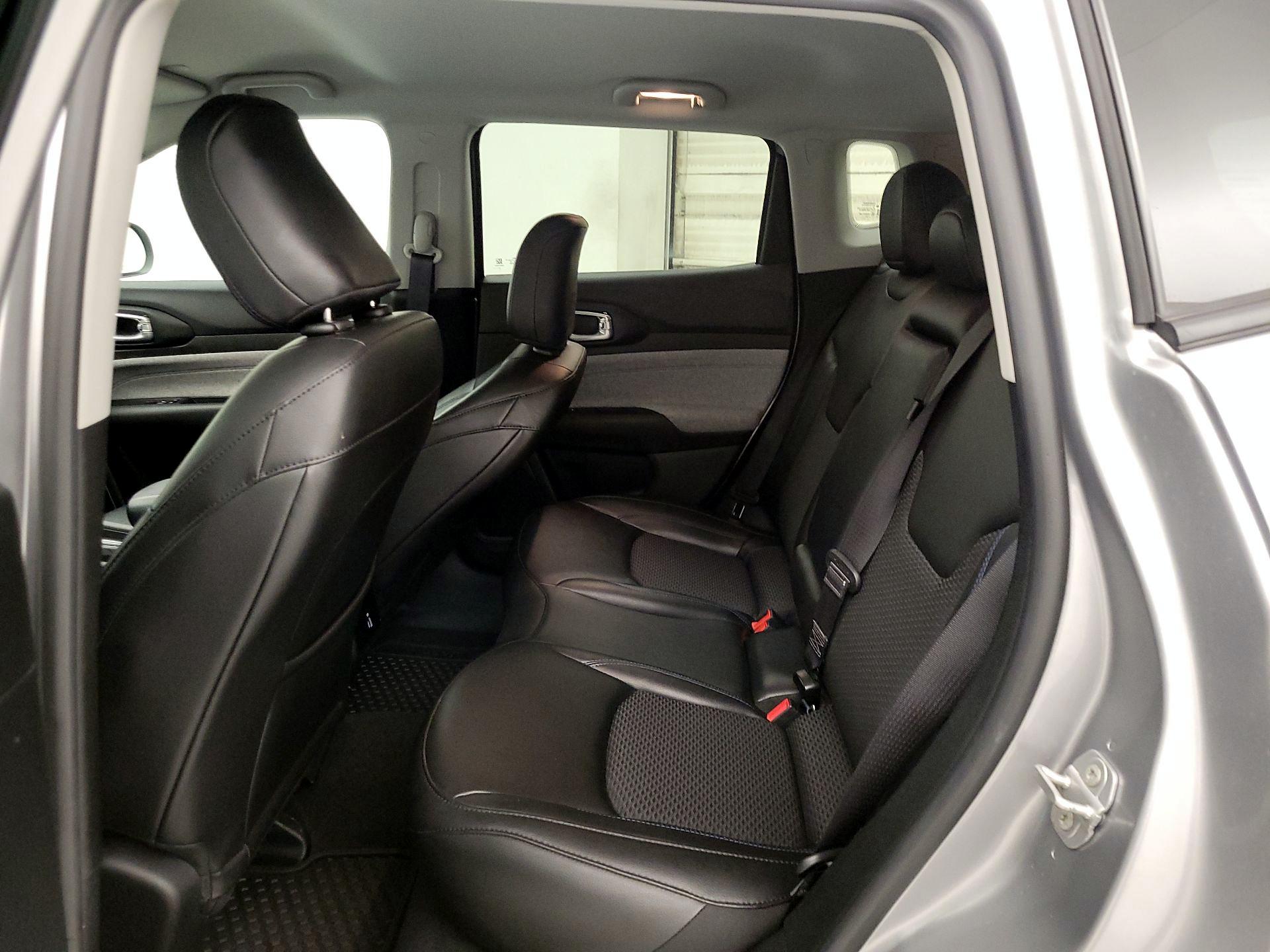 Thumbnail: 2022 Jeep Compass - 19