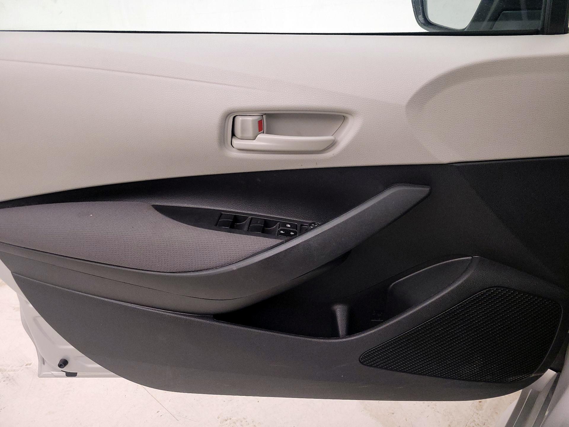 Thumbnail: 2022 Toyota Corolla - 12