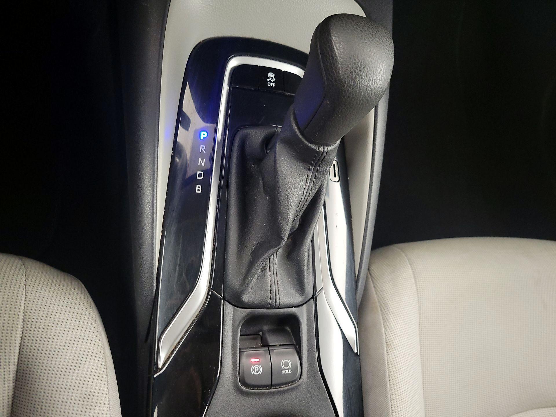 Thumbnail: 2022 Toyota Corolla - 17