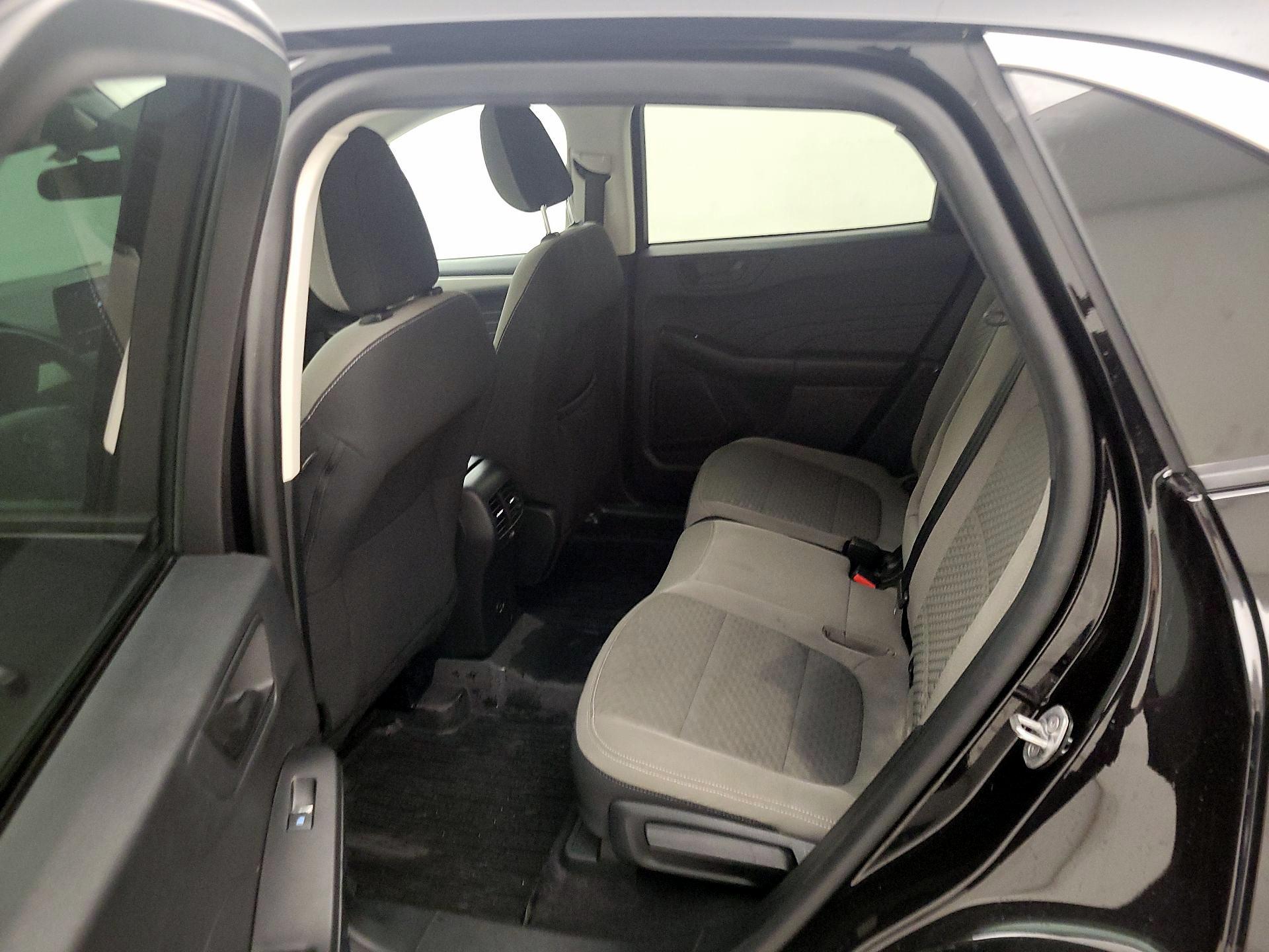 Thumbnail: 2022 Ford Escape - 19