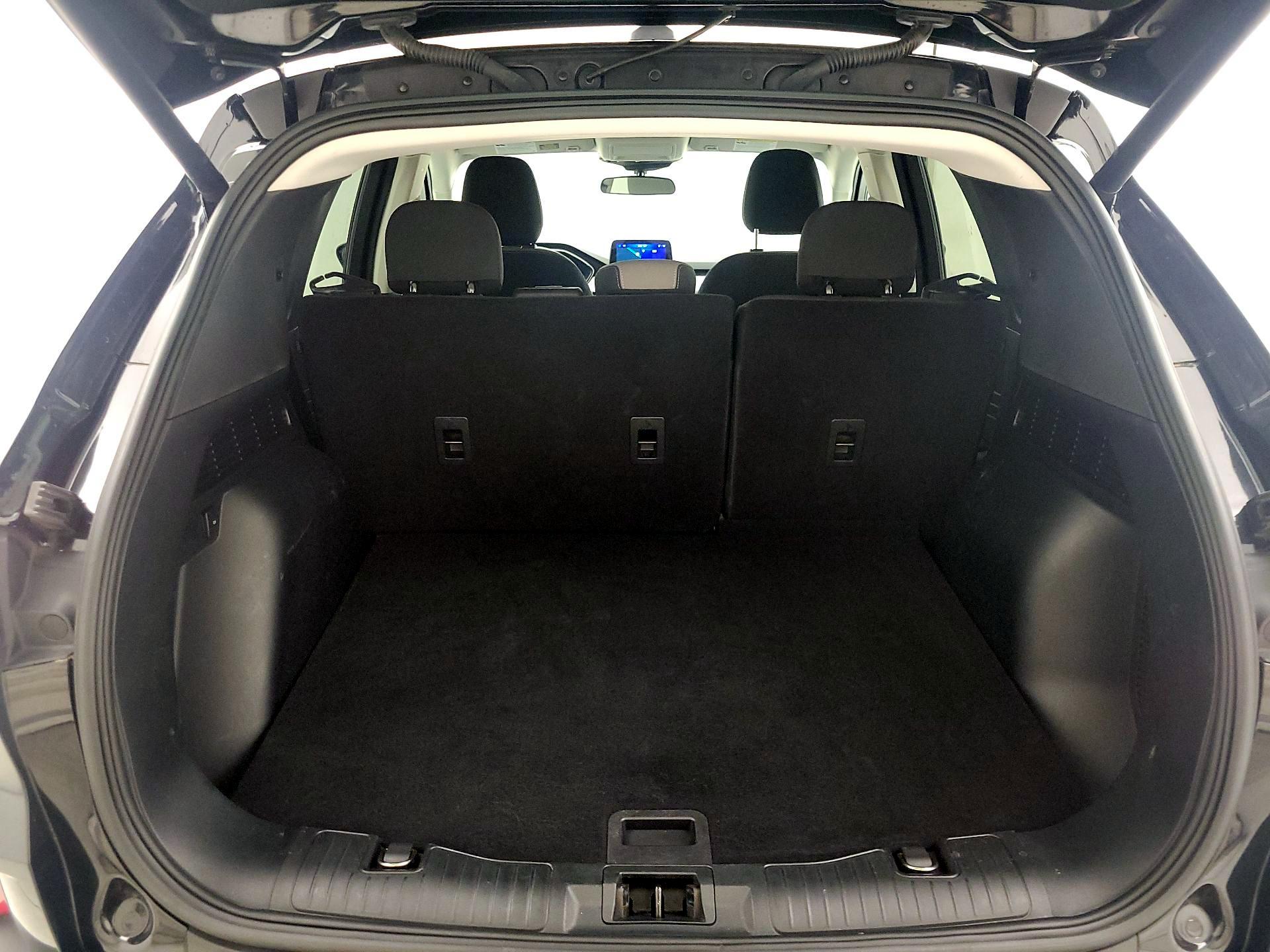 Thumbnail: 2022 Ford Escape - 20