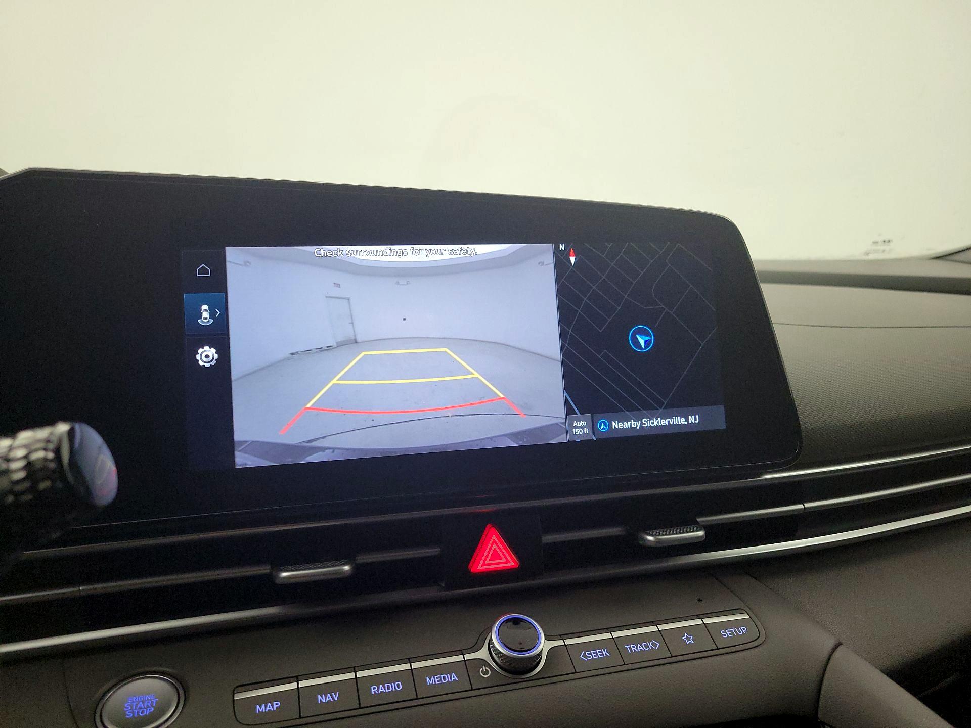 Thumbnail: 2023 Hyundai Elantra - 15