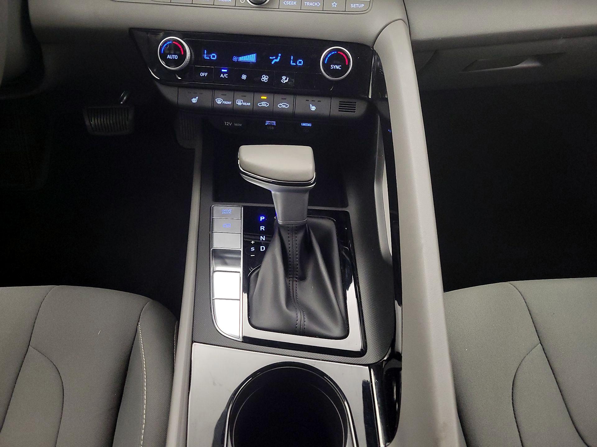 Thumbnail: 2023 Hyundai Elantra - 18