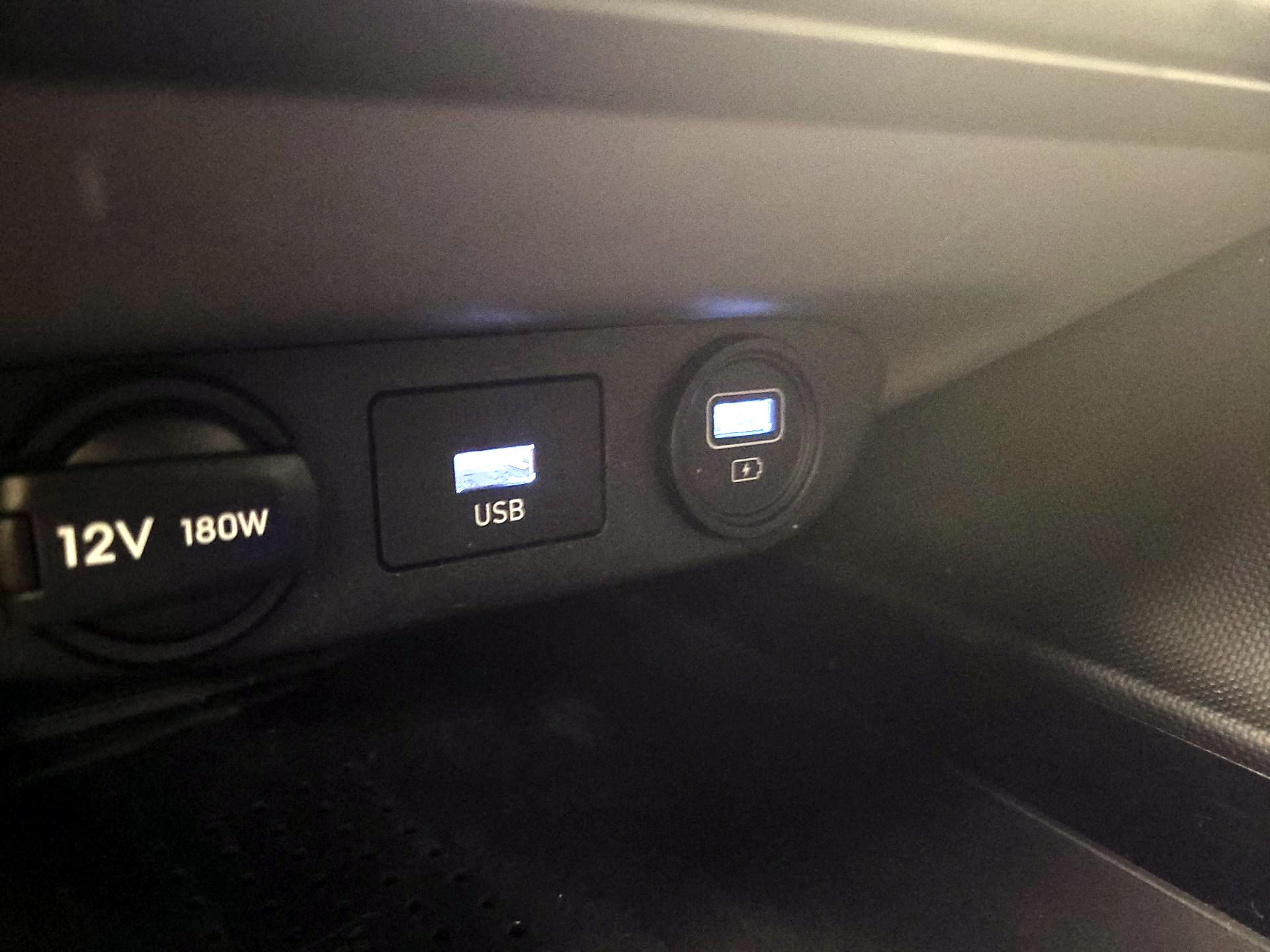 Thumbnail: 2023 Hyundai Elantra - 19