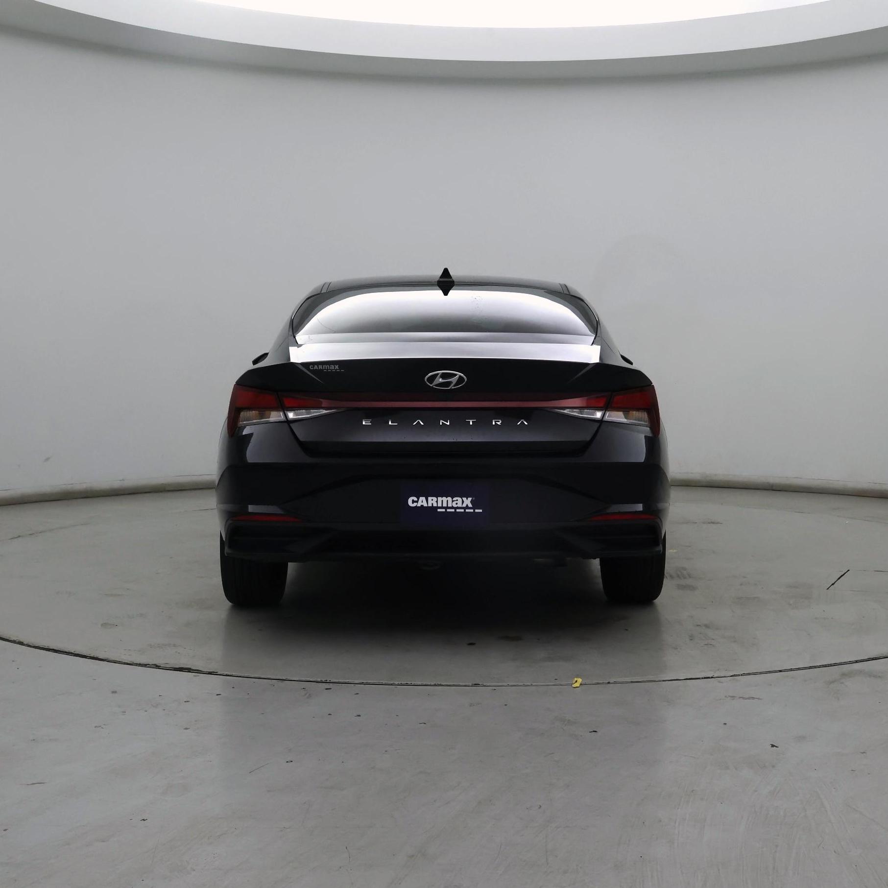 Thumbnail: 2023 Hyundai Elantra - 6